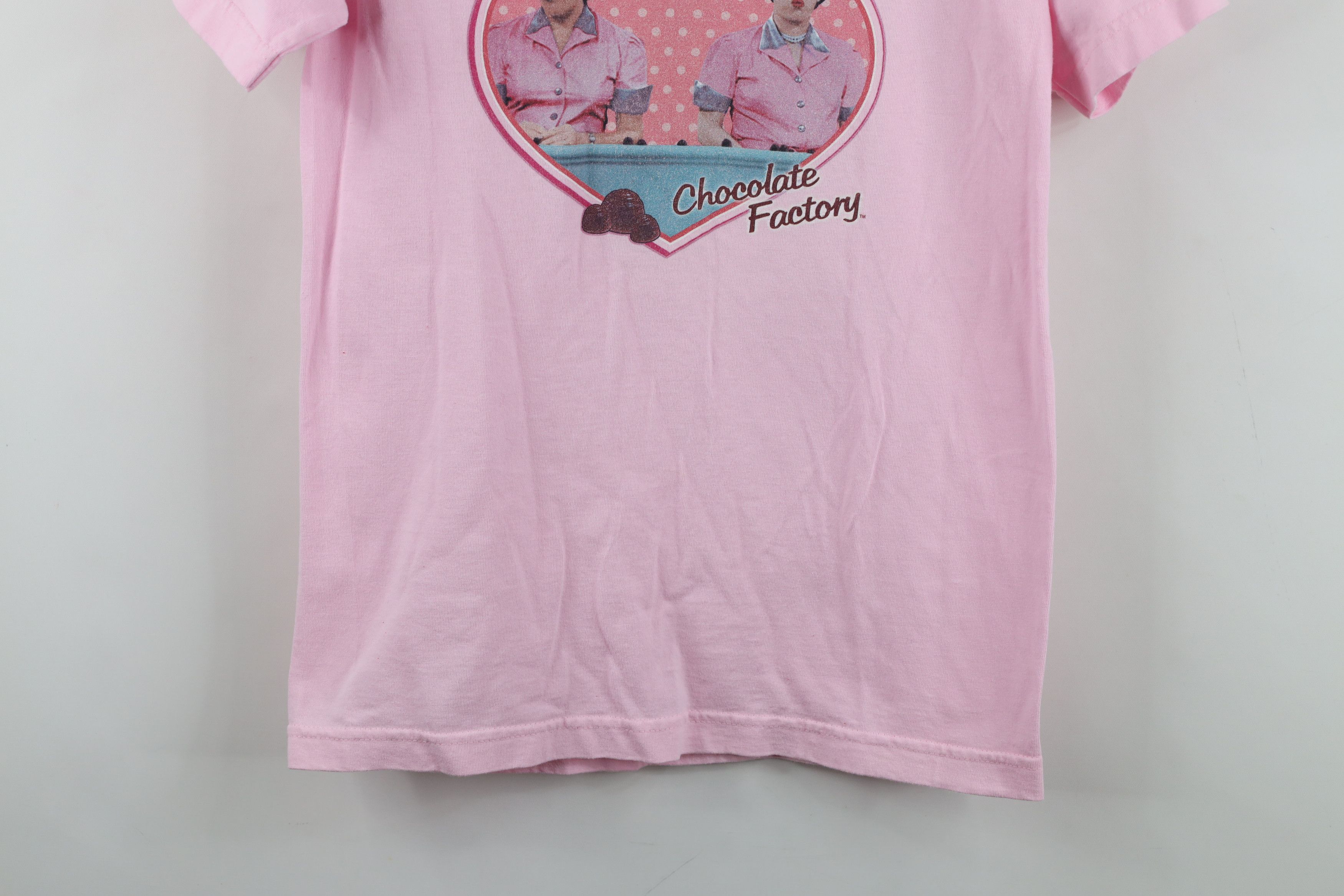 Vintage Vintage 90s I Love Lucy Chocolate Short Sleeve T-Shirt Size S / US 4 / IT 40 - 3 Thumbnail