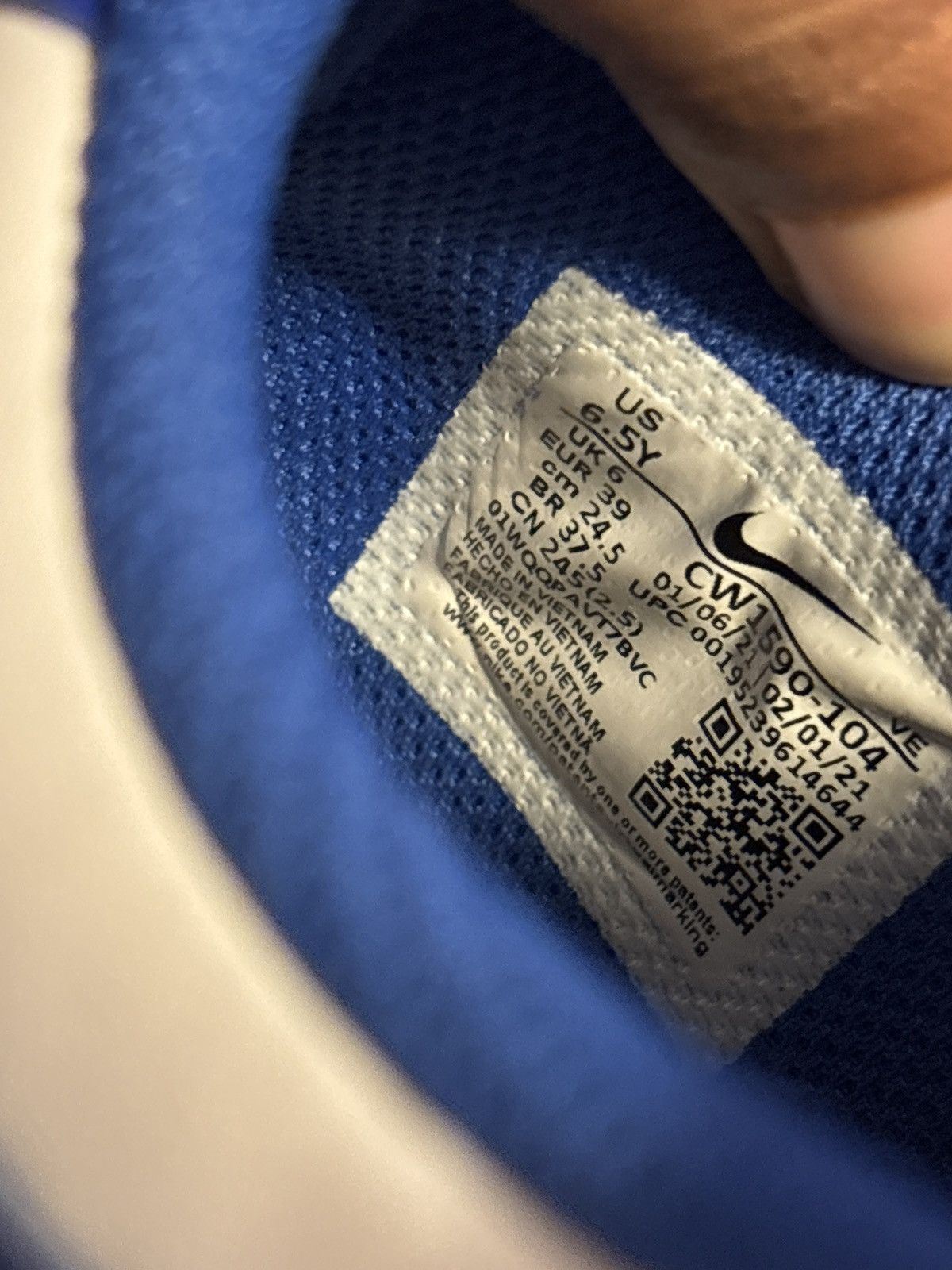 Nike Game Royal Crimson Size US 6.5 / EU 39-40 - 1 Thumbnail