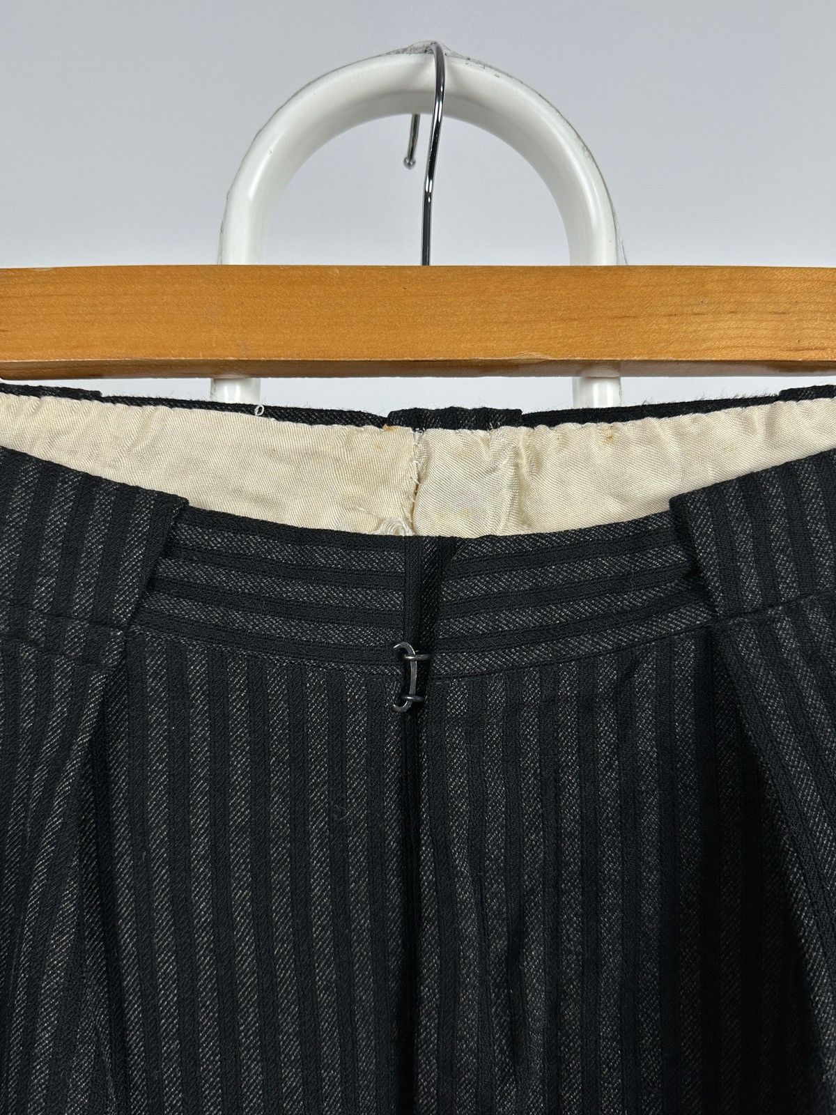 Vintage 1930-50s Antique European Work High Waist Wool Trousers Size US 30 / EU 46 - 9 Thumbnail