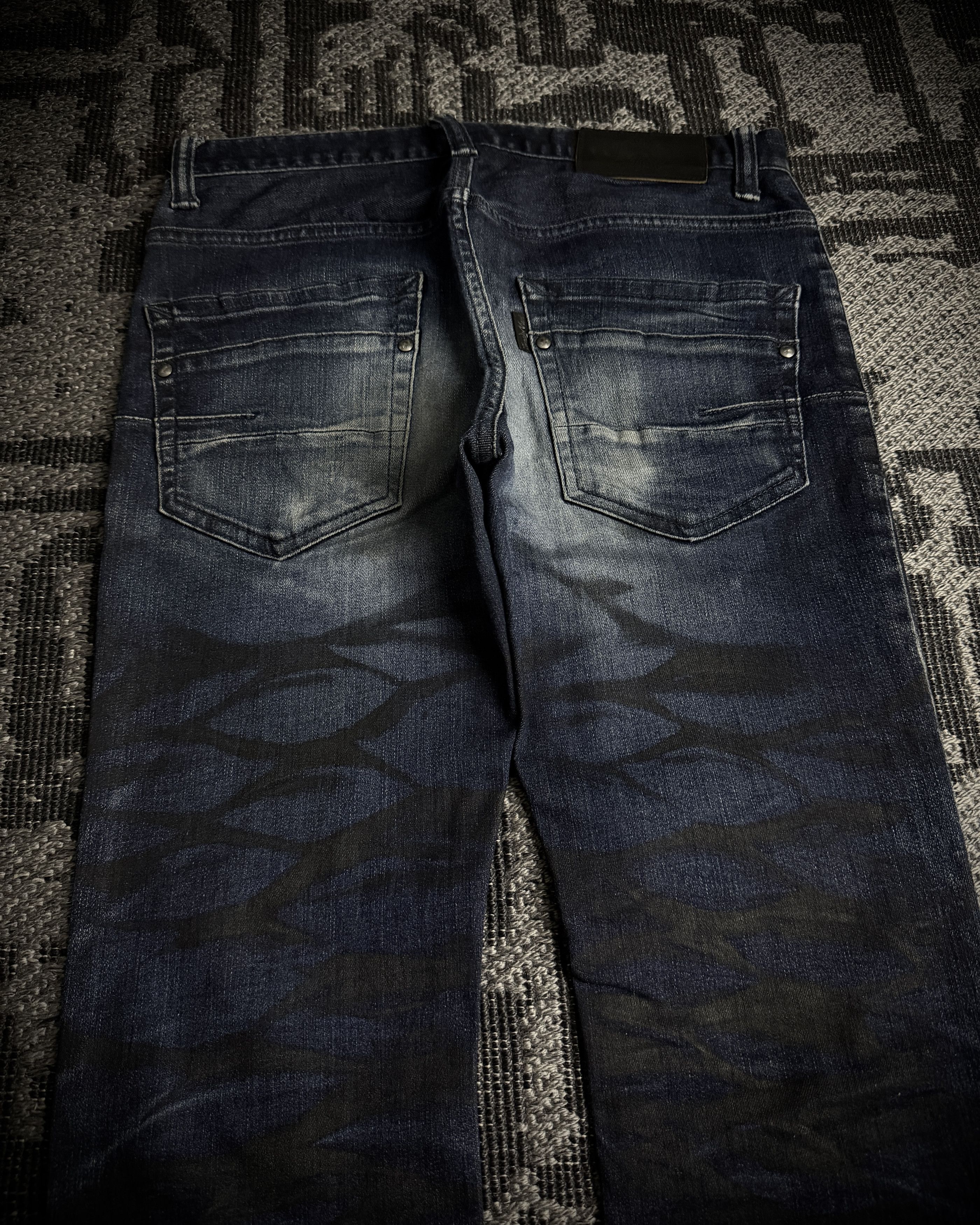 Tornado Mart Tornado Mart Black Whiskered Faded Skinny Denim Size US 31 - 7 Thumbnail