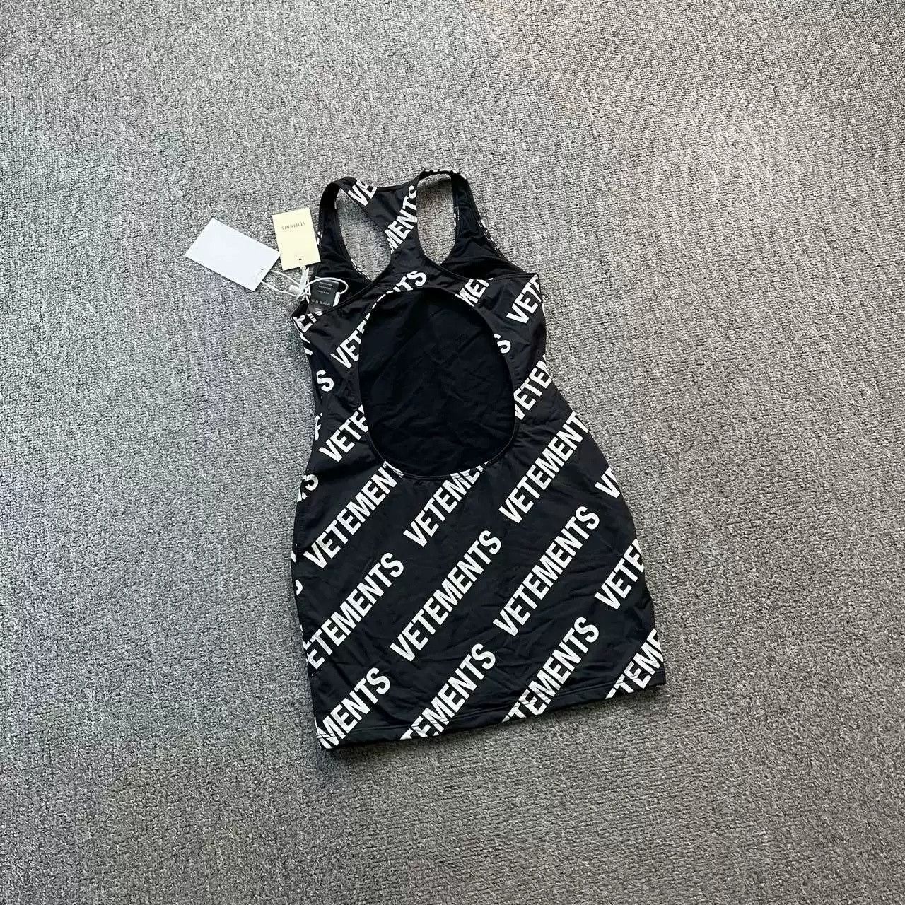 Vetements VETEMENTS Black Logo Cutout Vest Size US XS / EU 42 / 0 - 3 Thumbnail