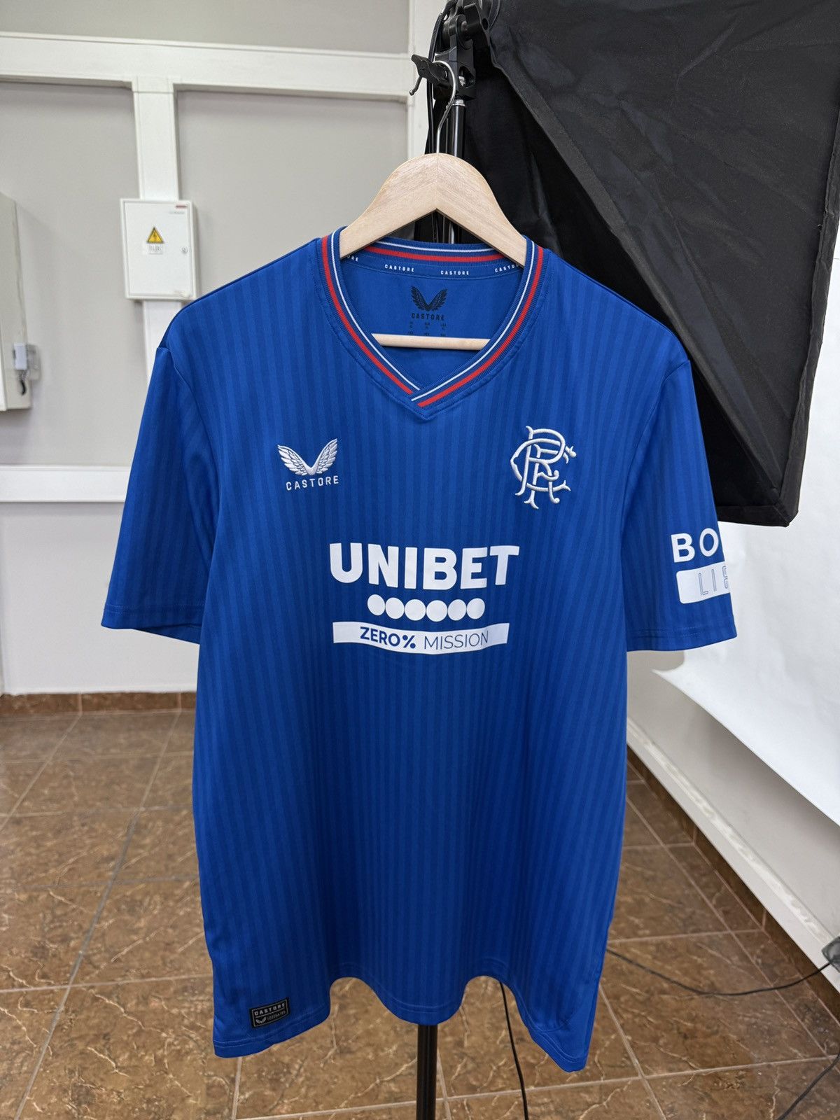 Castore 🏴󠁧󠁢󠁳󠁣󠁴󠁿 Y2K Castore Glasgow Rangers Jersey Blokecore Rare Hype Size US XL / EU 56 / 4 - 1 Thumbnail