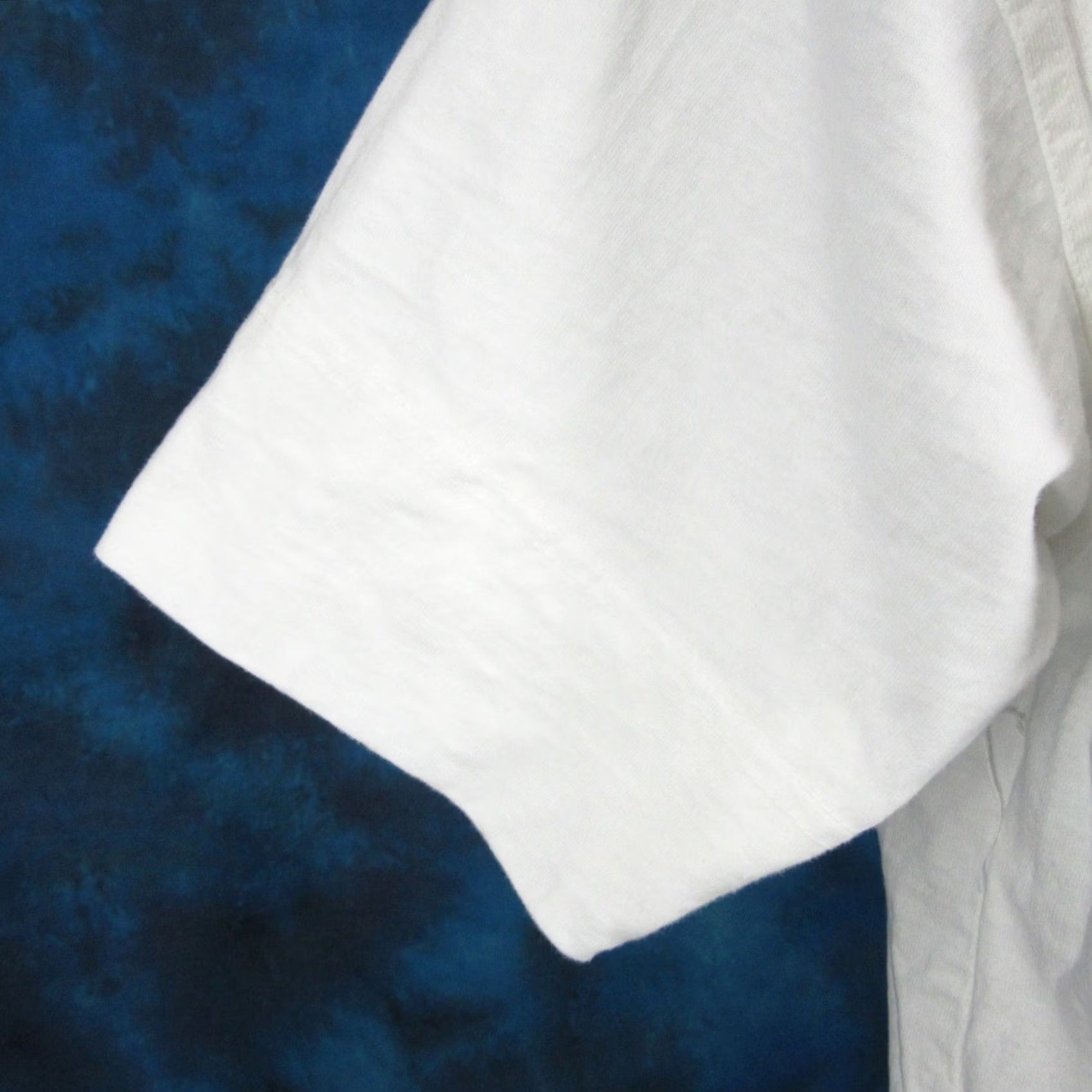 Vintage VINTAGE Nike Shirt Adult L White 90s 80s Surf Beach Skate Hip Hop T-Shirt Navy Blue Size US L / EU 52-54 / 3 - 6 Thumbnail