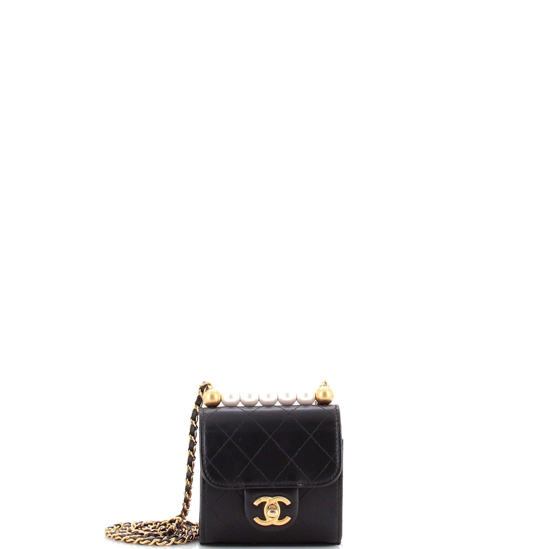 Chanel Chic Pearls Flap Clutch with Chain Size ONE SIZE - 1 Thumbnail