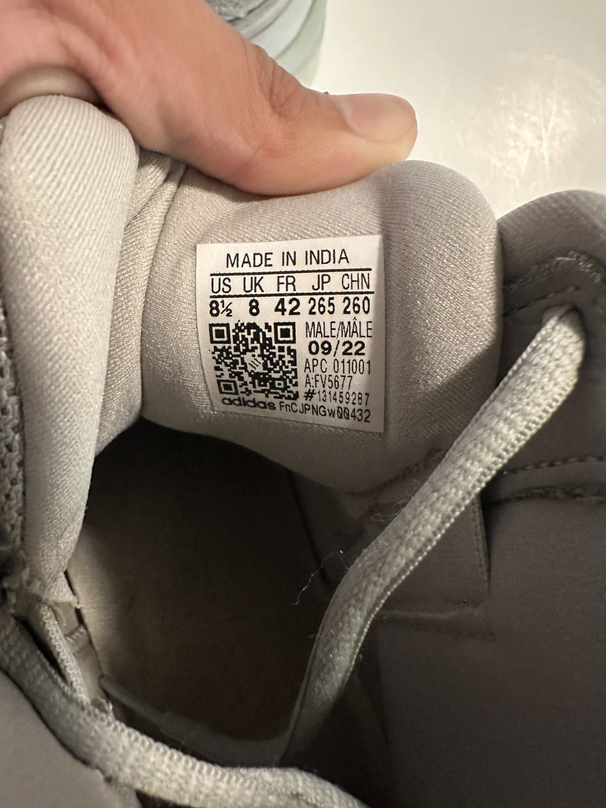 Yeezy Yeezy Desert Boot Salt Size US 8.5 / EU 41-42 - 6 Thumbnail