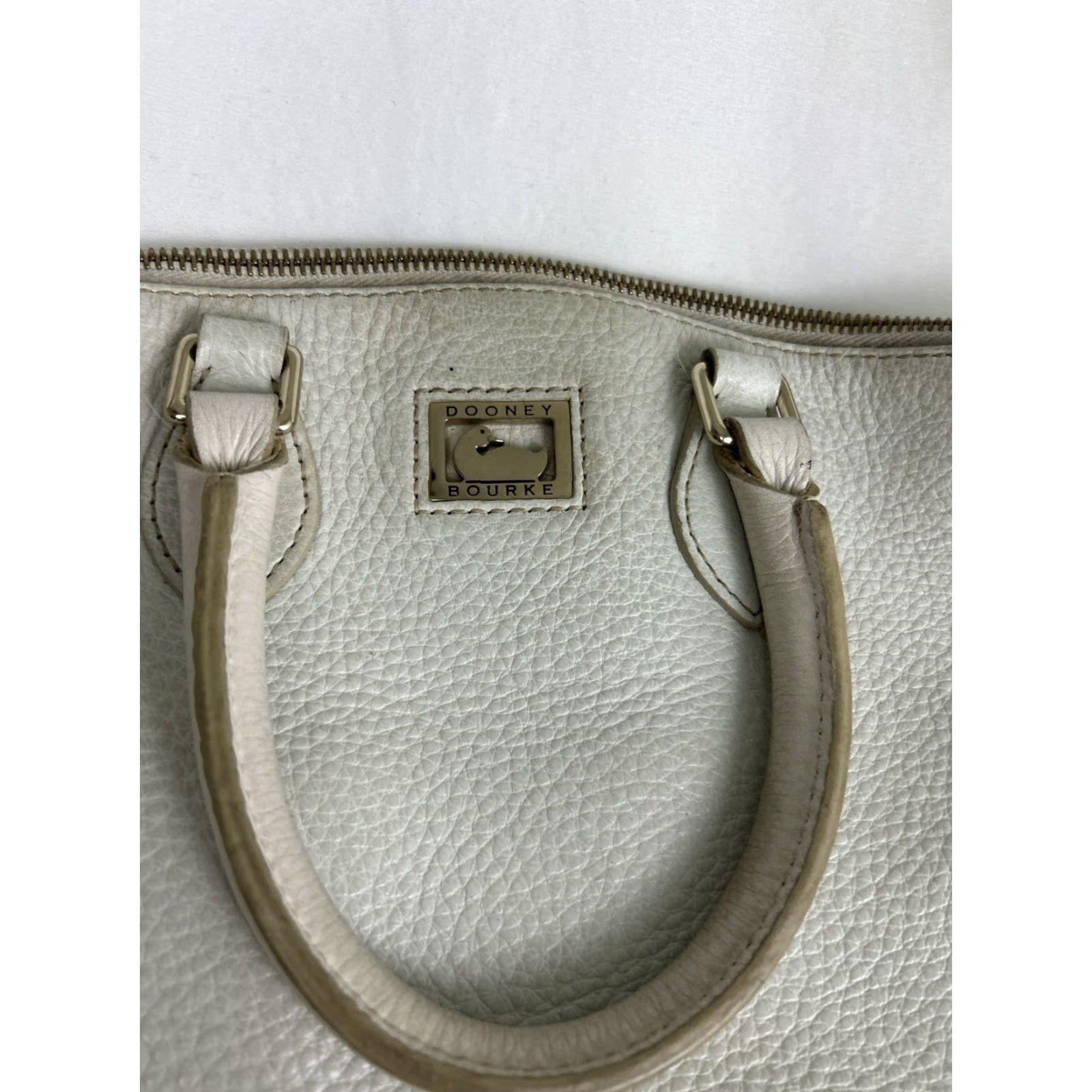 Dooney & Bourke VINTAGE Dooney & Bourke Pebbled Ivory Large Hobo Bag Double Handles Women Stains Size ONE SIZE - 4 Thumbnail