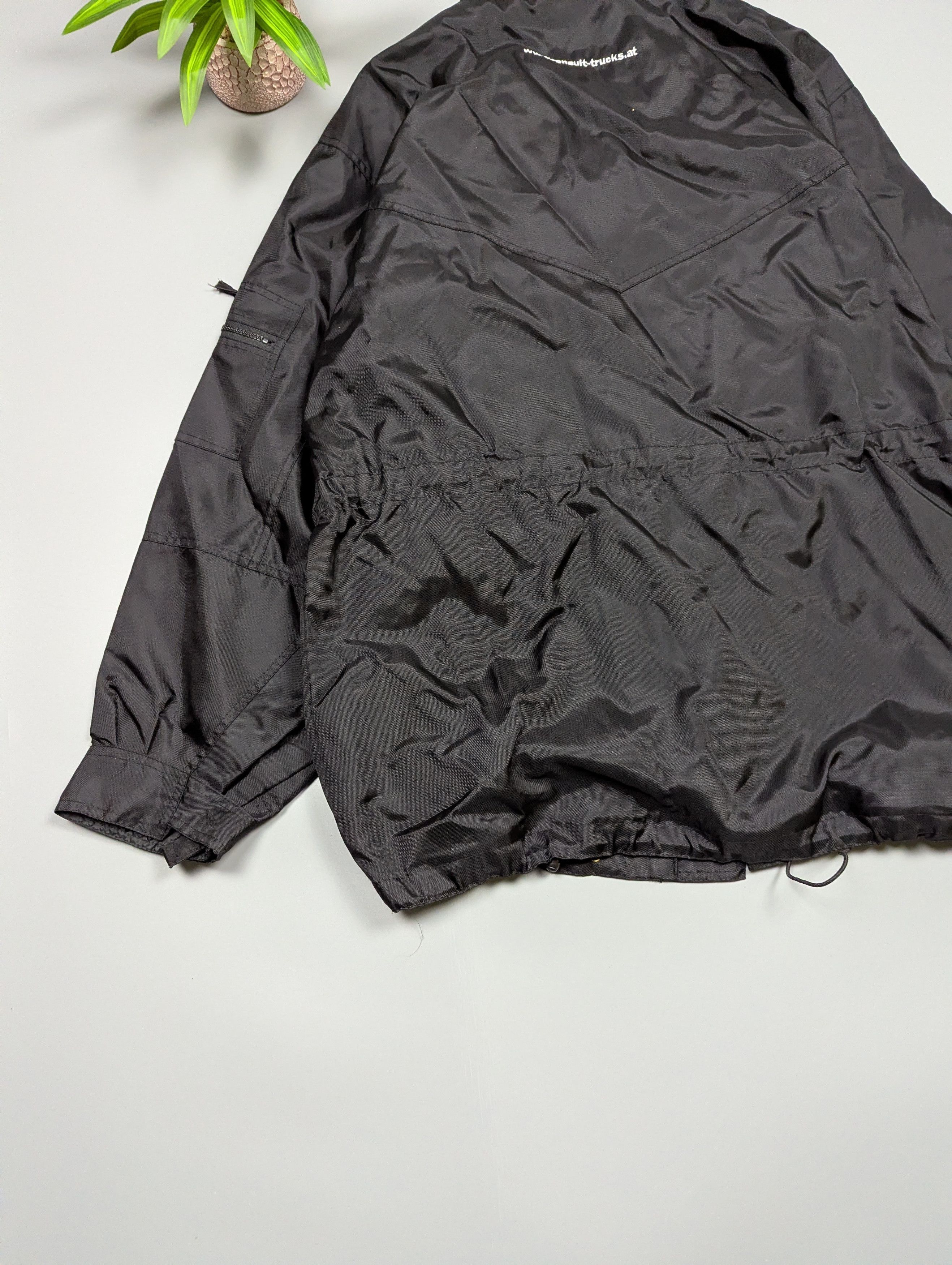 Vintage Renault Trucks Lightweight Windbreaker Jacket Black Size XL Size US XL / EU 56 / 4 - 12 Thumbnail