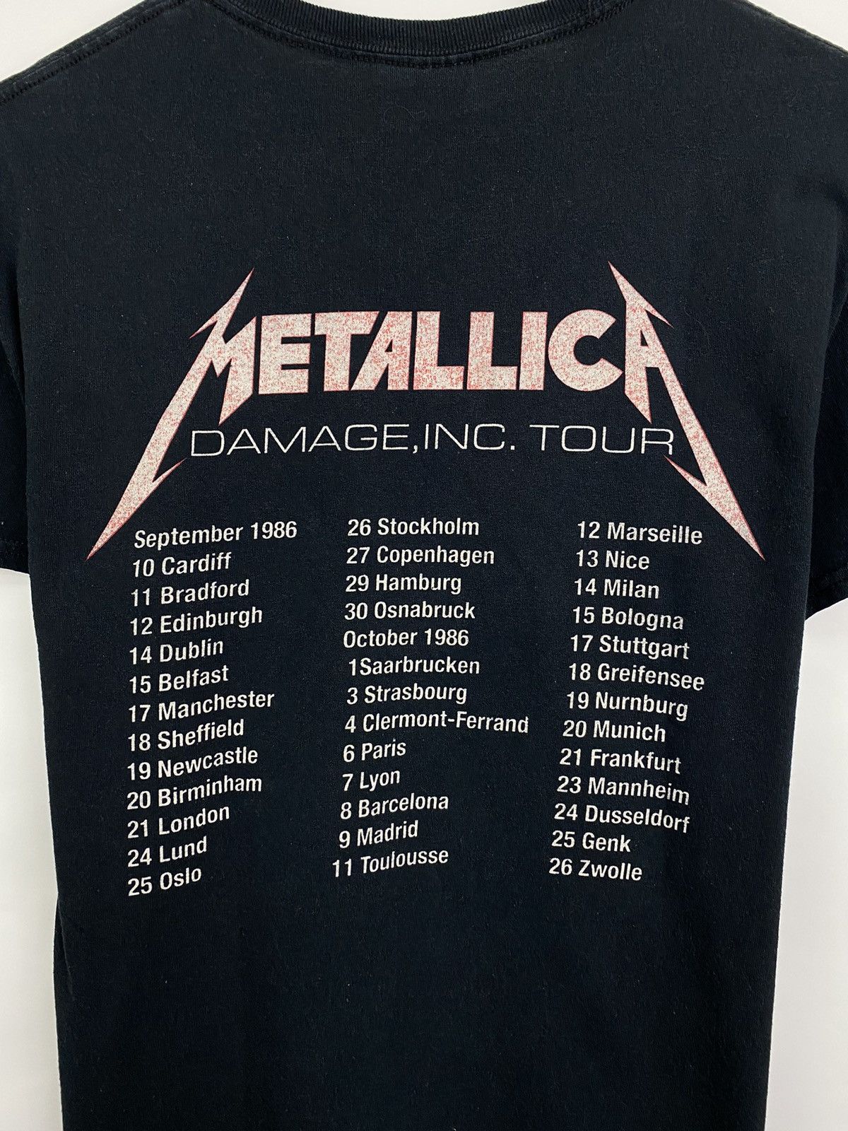 Metallica 💀 Vintage Metallica Master Of Puppets Rock Band t-shirt 2007 Size US M / EU 48-50 / 2 - 8 Thumbnail