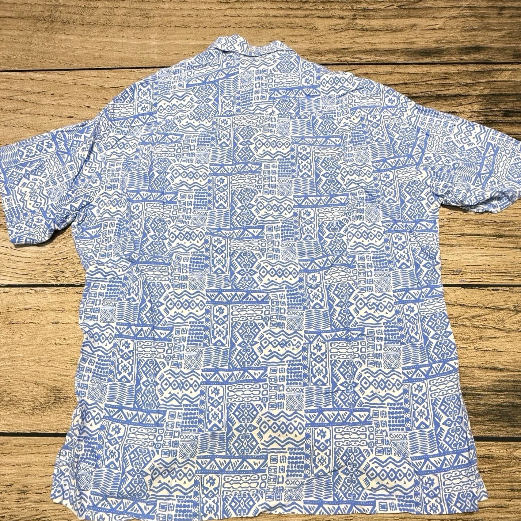 Vintage Kenny Flowers Shirt Mens XL Blue Geometric Limited Edition Short Sleeve Rayon Button-Up - Regular Fit, Casual, Holiday, Indonesia, button-down Size US XL / EU 56 / 4 - 4 Thumbnail