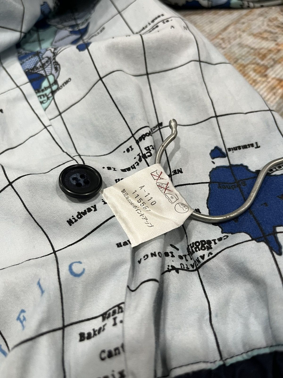 Issey Miyake Hai Sporting Gear by Issey Miyake In World Map Motif Jacket Size US L / EU 52-54 / 3 - 14 Thumbnail
