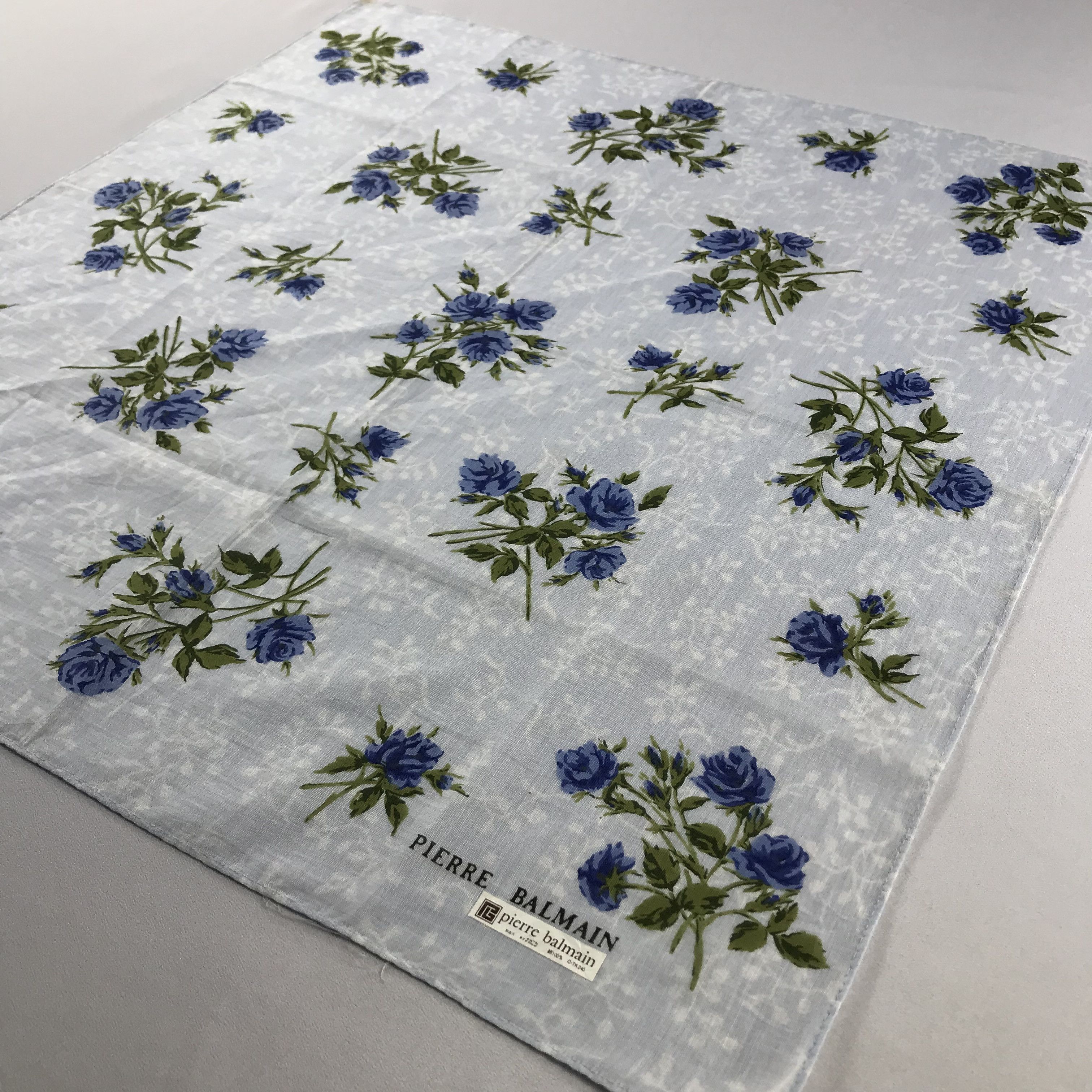 Pierre Balmain Pierre Balmain Handkerchief / Bandana / Neckerchief C643 Size ONE SIZE - 4 Thumbnail