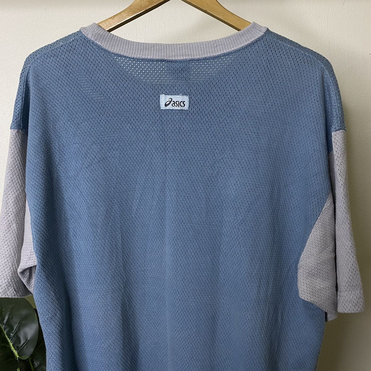 Asics × Vintage Vintage 90s Asics Essential Tee Size US L / EU 52-54 / 3 - 6 Thumbnail