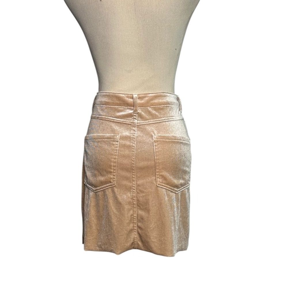 Forever 21 Forever 21 beige suede mini skirt size Large Size 30" / US 8 / IT 44 - 2 Thumbnail