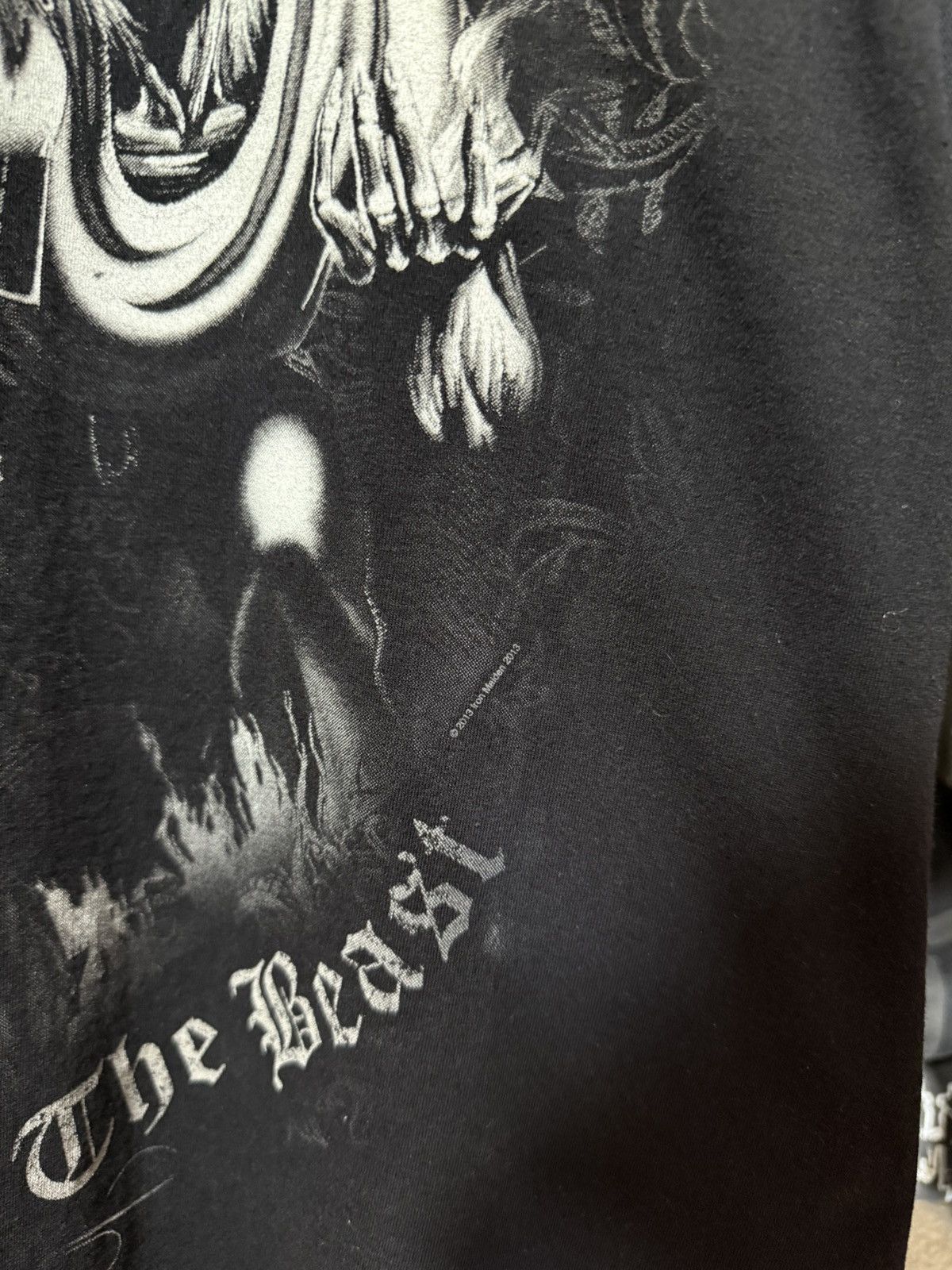 Band Tees × Iron Maiden Vintage 2013 Iron Maiden The Number Of The Beast T-Shirt Size US XL / EU 56 / 4 - 4 Thumbnail