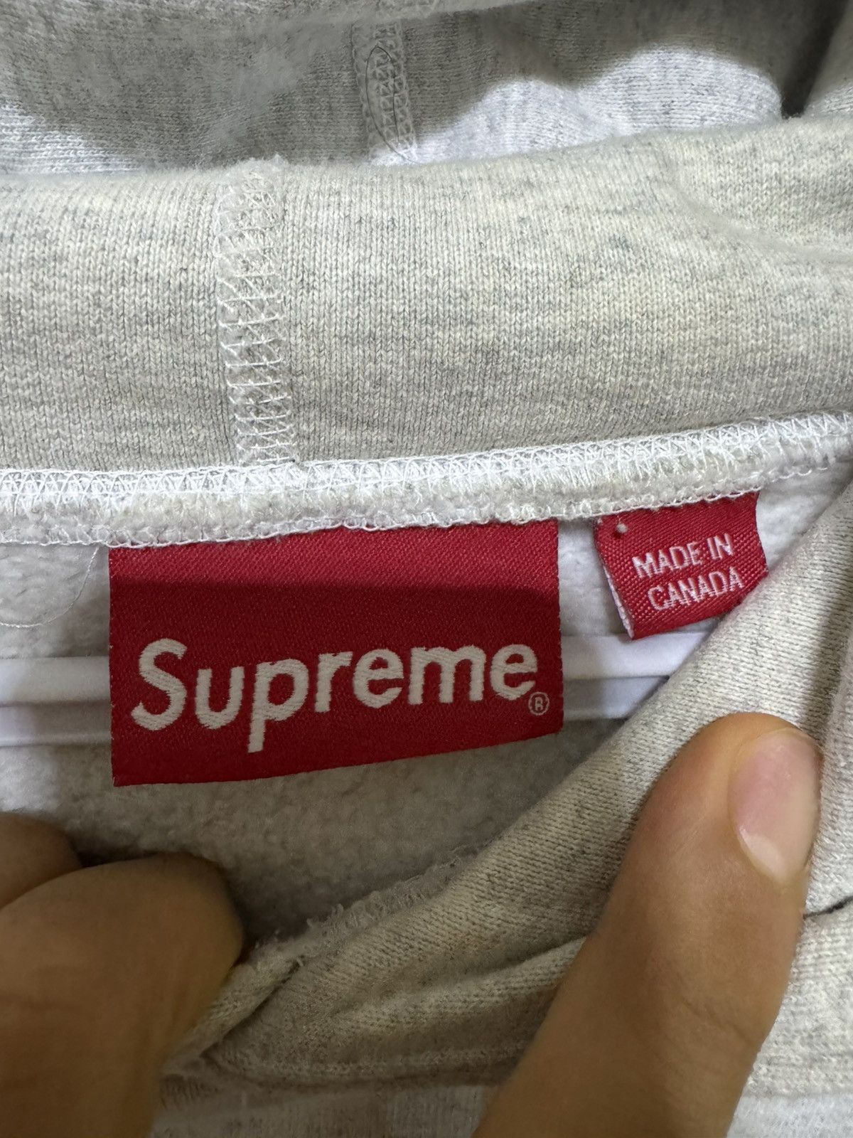 Supreme Supreme Nan Goldin Misty and Jimmy Paulette Hoodie Size US XL / EU 56 / 4 - 5 Thumbnail