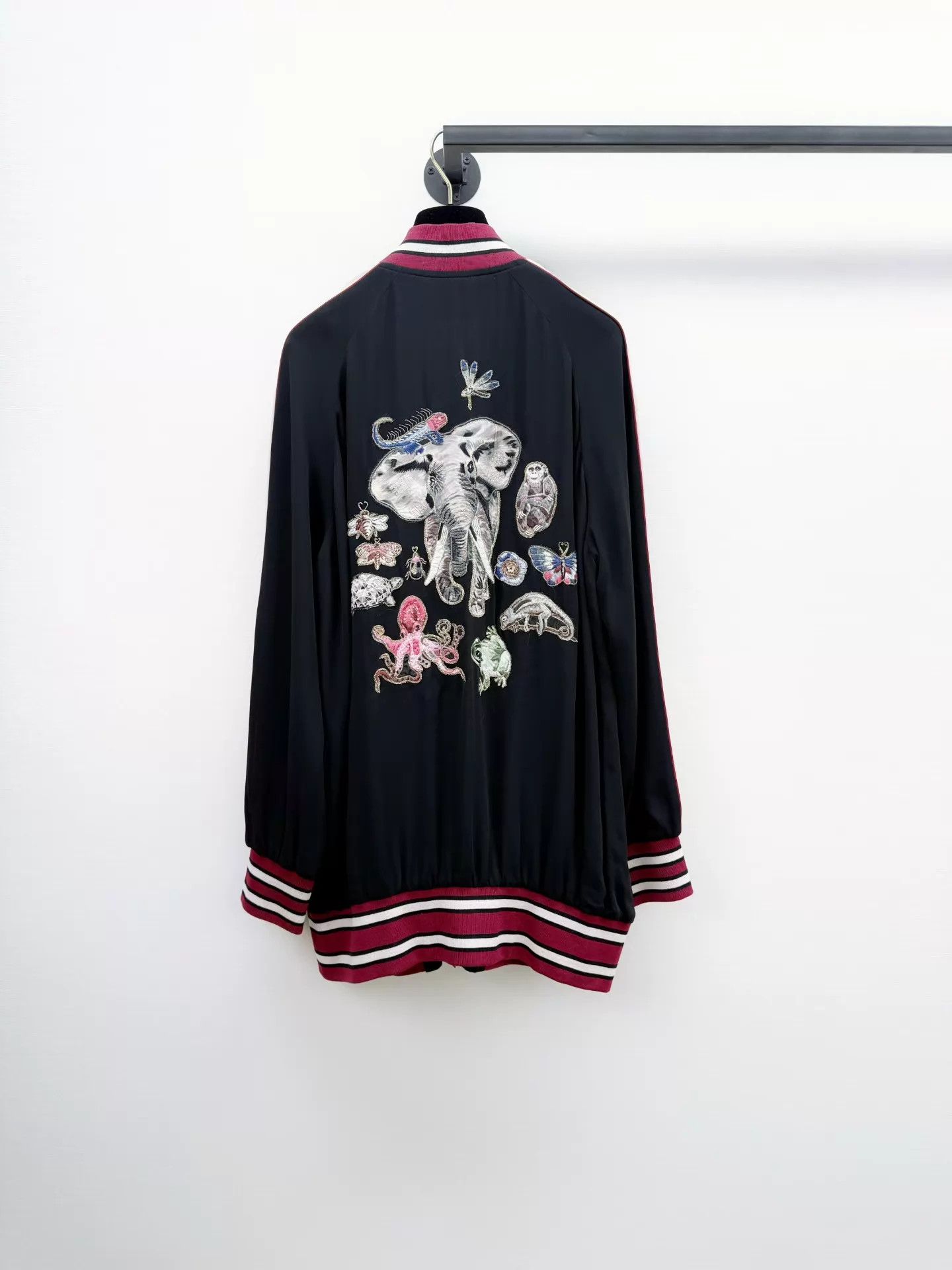 Valentino Valentino Silk Embroidered Men's Baseball 42 Worn 1x Size M / US 6-8 / IT 42-44 - 7 Thumbnail