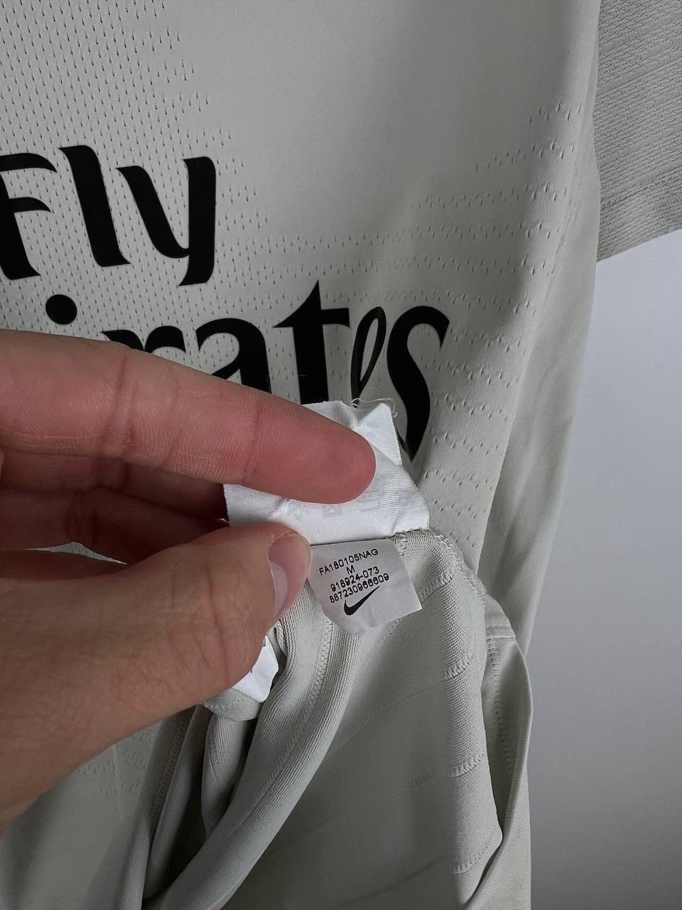 Vintage PSG Nike 2018-19 vaporknit jersey t-shirts size M Size US M / EU 48-50 / 2 - 3 Thumbnail