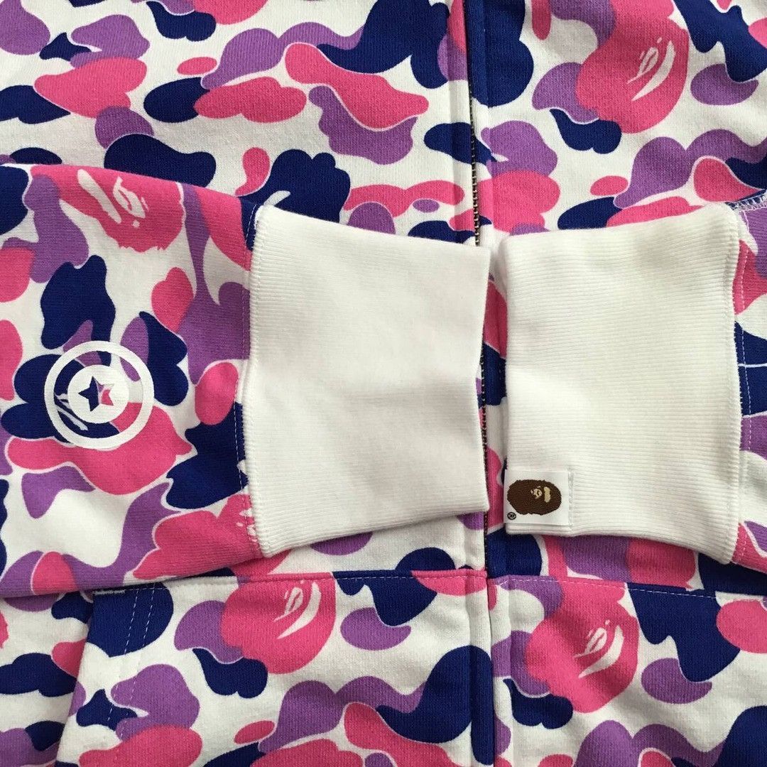 Bape 2024 🔥GUANGZHOU Store Camo🔥 BAPE shark full zip hoodie APE Size US L / EU 52-54 / 3 - 7 Thumbnail