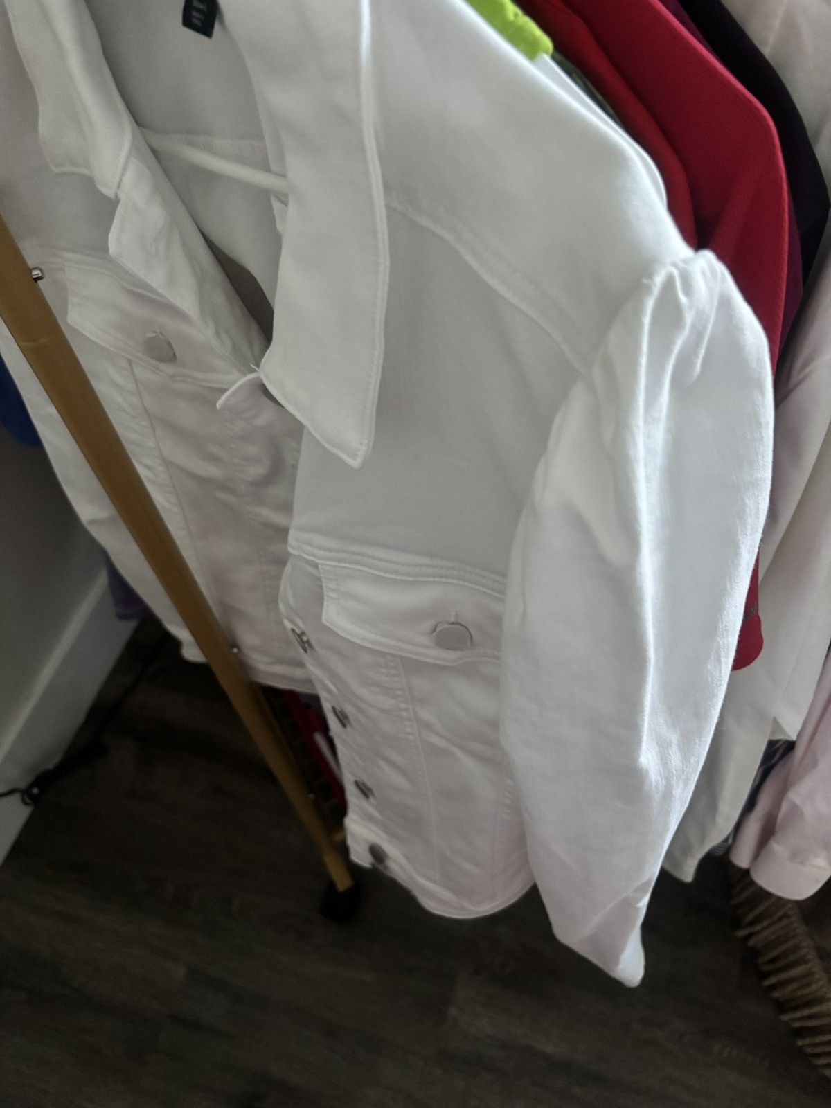 Boston Proper Boston Proper White Jean Jacket Puff Sleeves Size L / US 10 / IT 46 - 3 Thumbnail
