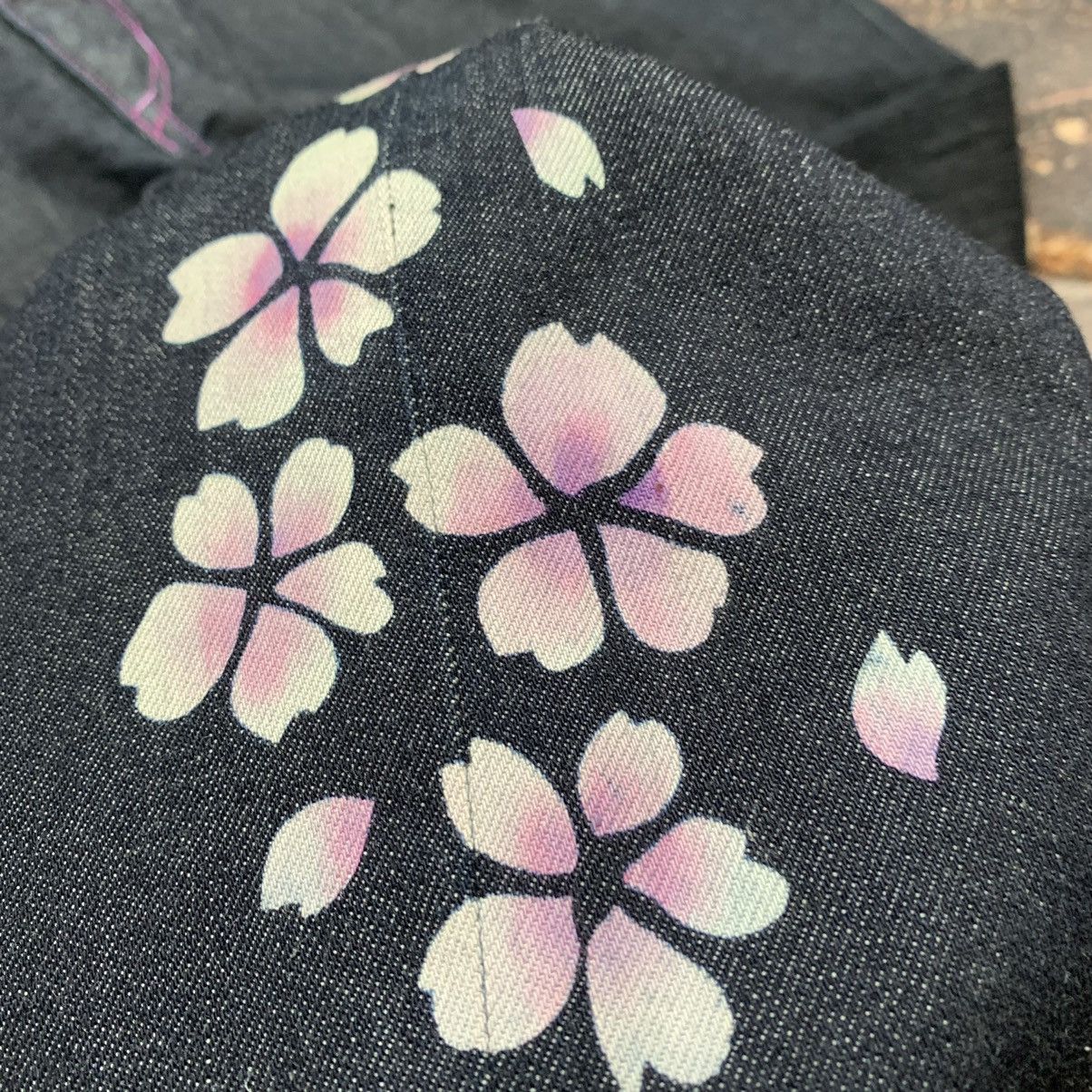Japanese Brand Sick Toyoaki Kuwayama Sakura Hand painted Jeans Size US 31 - 10 Thumbnail