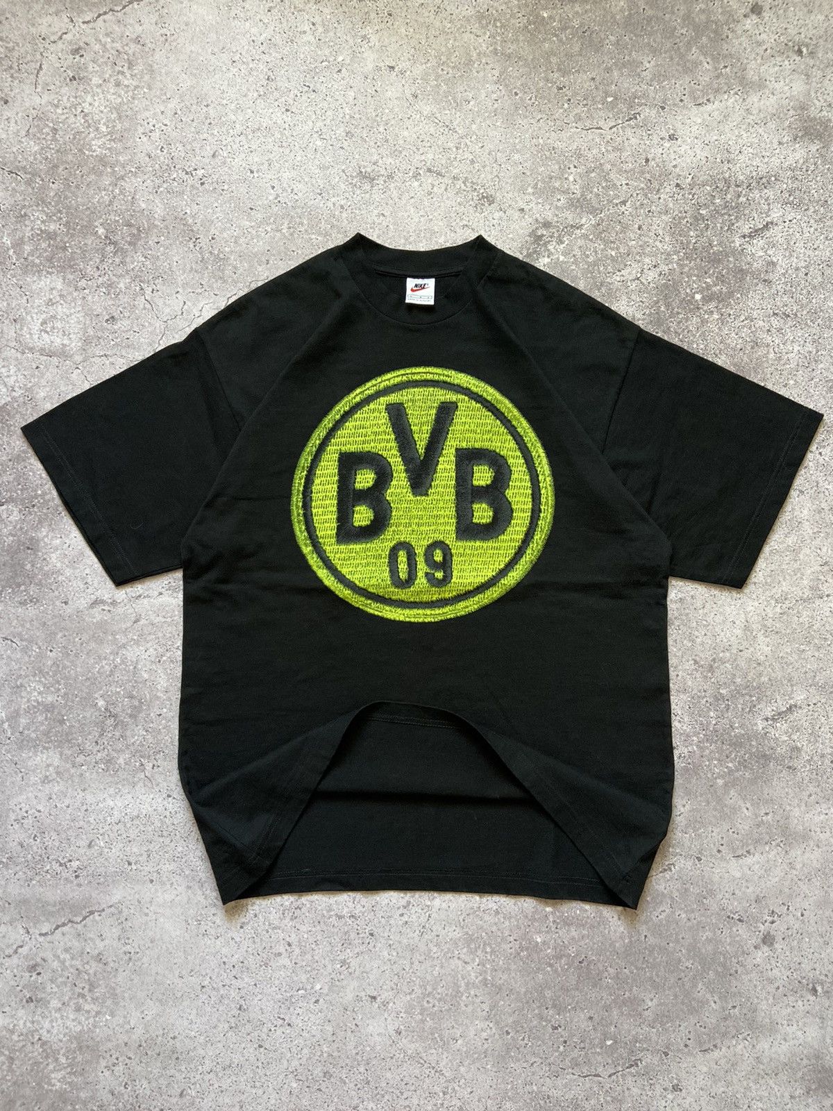 Nike Vintage 90s Nike Center Swoosh Borussia Dortmund Tee Soccer Size US L / EU 52-54 / 3 - 1 Thumbnail