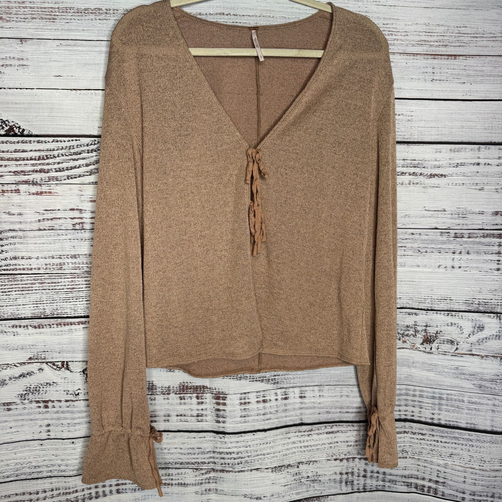 Free People Free People Tan Long Sleeve Double Tie Front Top - Small Size S / US 4 / IT 40 - 1 Thumbnail
