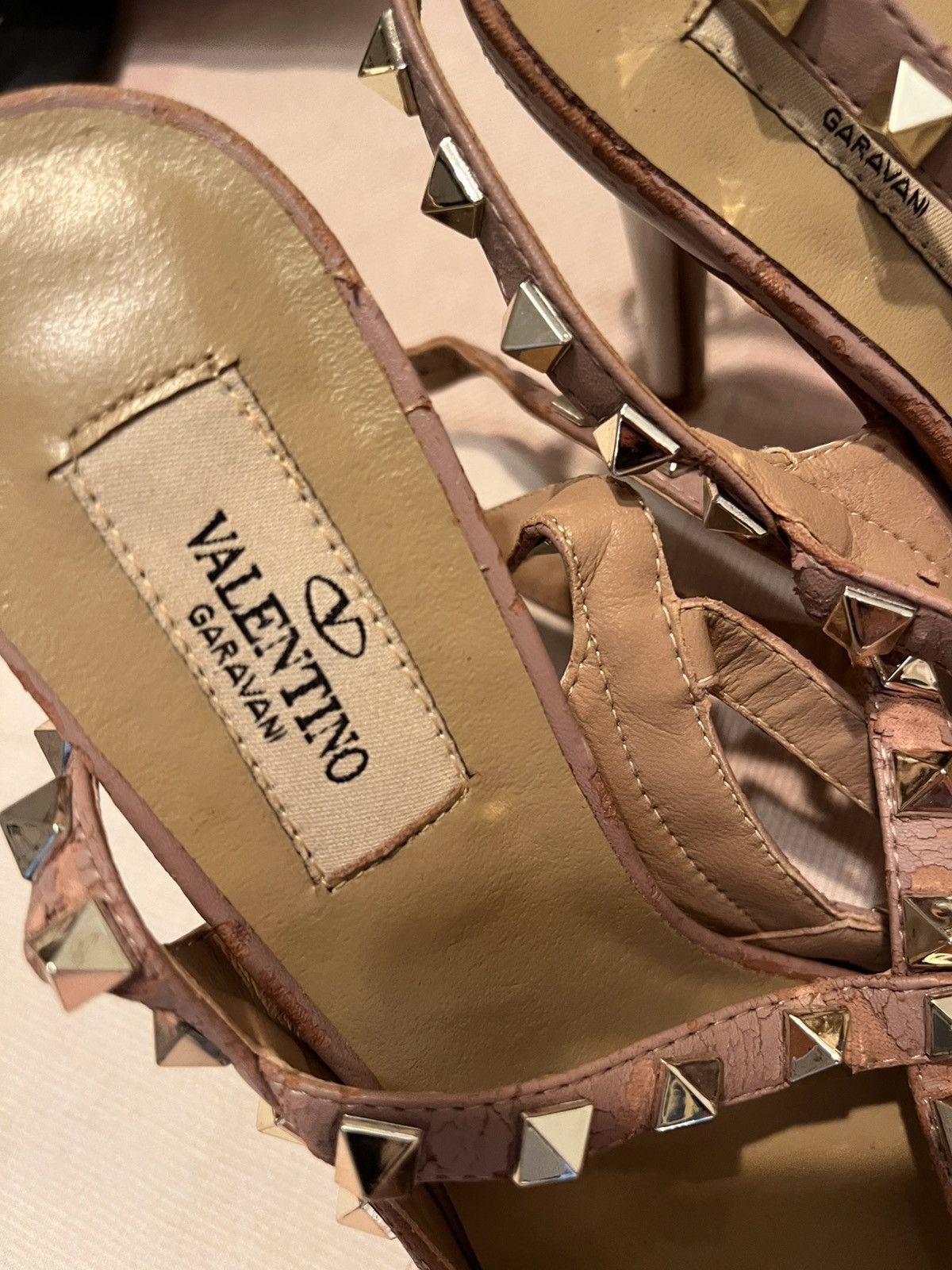 Valentino VALENTINO GARAVANI ROCKSTUD PATENT- LEATHER MULE HEELS Size US 6 / IT 36 - 3 Thumbnail