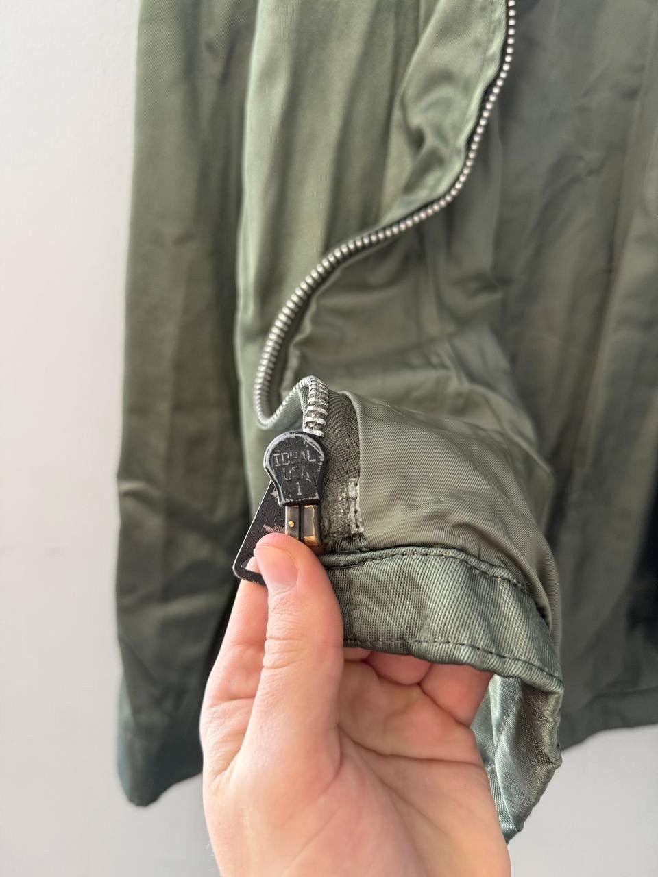 Alpha Industries Vintage Alpha Industries 1990s Made in USA Jacket Size US L / EU 52-54 / 3 - 14 Thumbnail