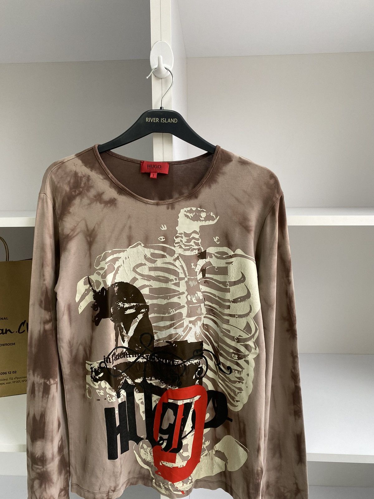 Hugo Boss × Vintage Vintage Hugo Boss Archival Japanese Style Long Sleeve Tee Size US S / EU 44-46 / 1 - 5 Thumbnail