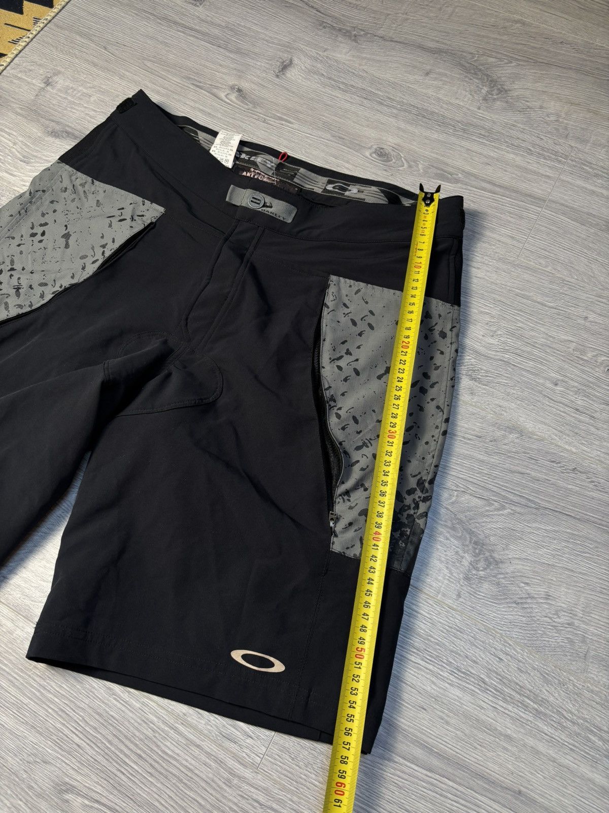 Oakley Oakley vintage shorts man size 36 Size US 36 / EU 52 - 17 Thumbnail
