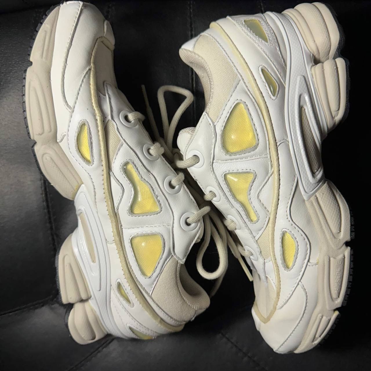 Adidas × Raf Simons Adidas Raf Simons Ozweego Cream White Size US 6.5 / IT 36.5 - 5 Thumbnail