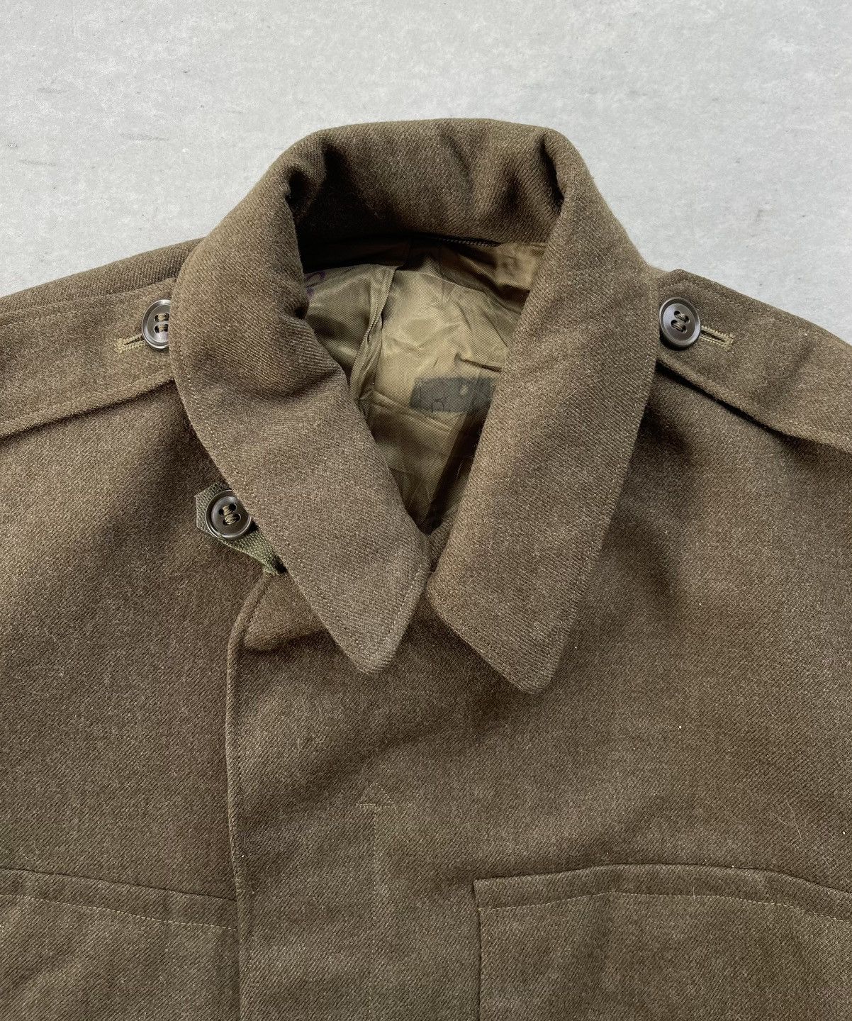 Buzz Rickson's 🔥VINTAGE 1945'S US ARMY WWII ERA FIELD COAT/JACKET Size US M / EU 48-50 / 2 - 6 Thumbnail