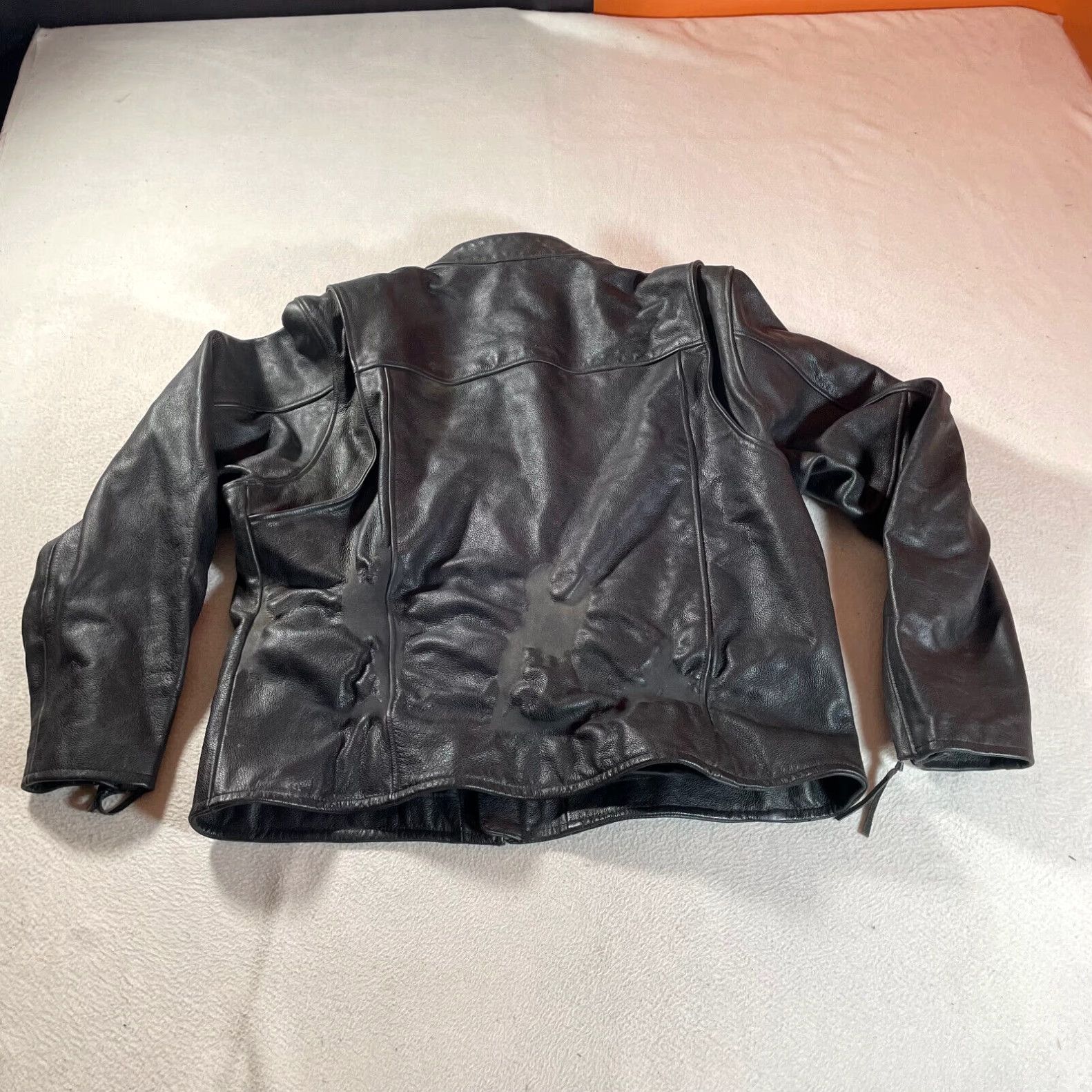 Harley-davidson jacket Mens size Mediun Black good color