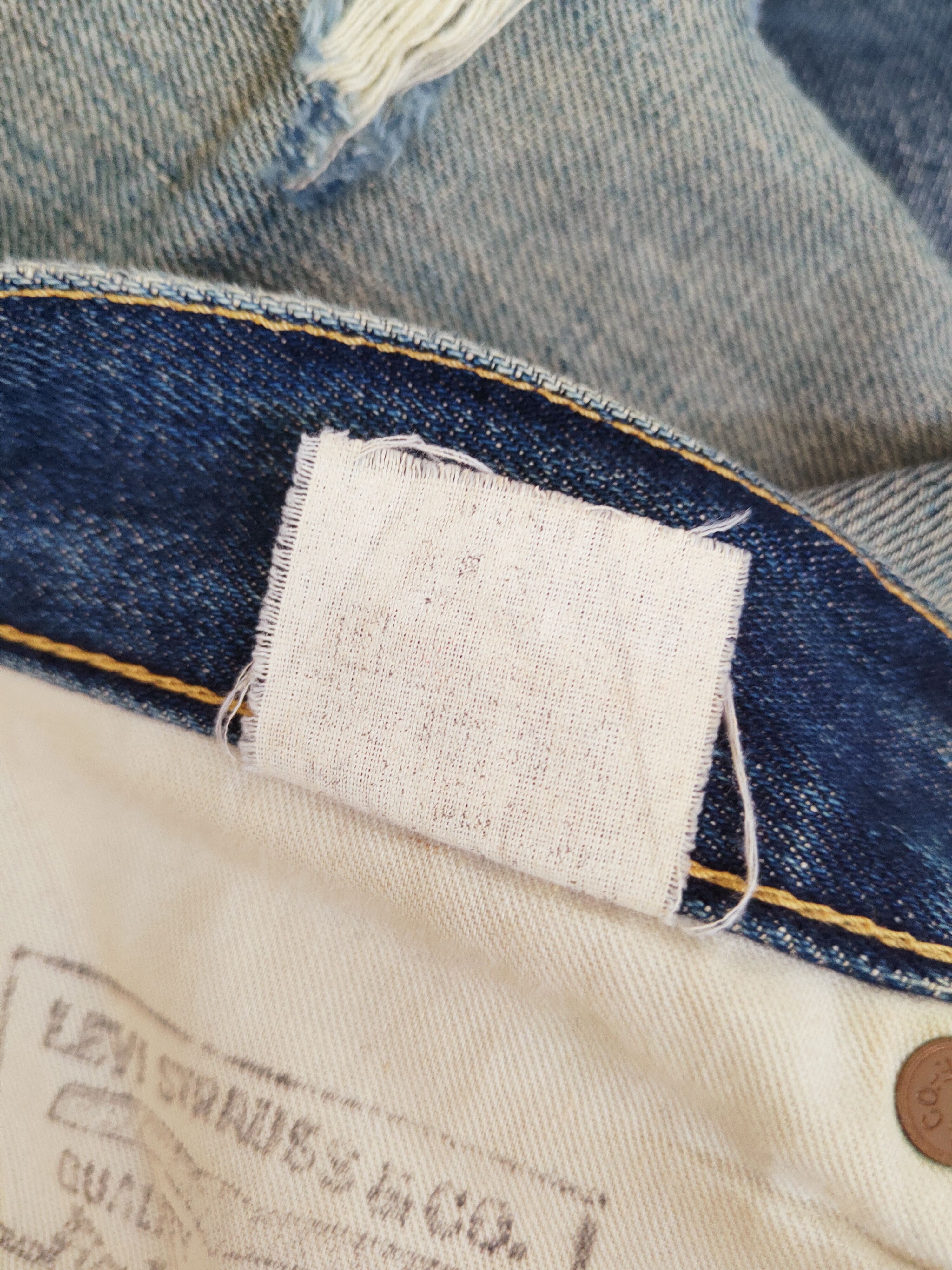 Levi's DL Levi's Big E selvedge Distressed Ripped Jeans #S2674 Size US 29 - 19 Thumbnail