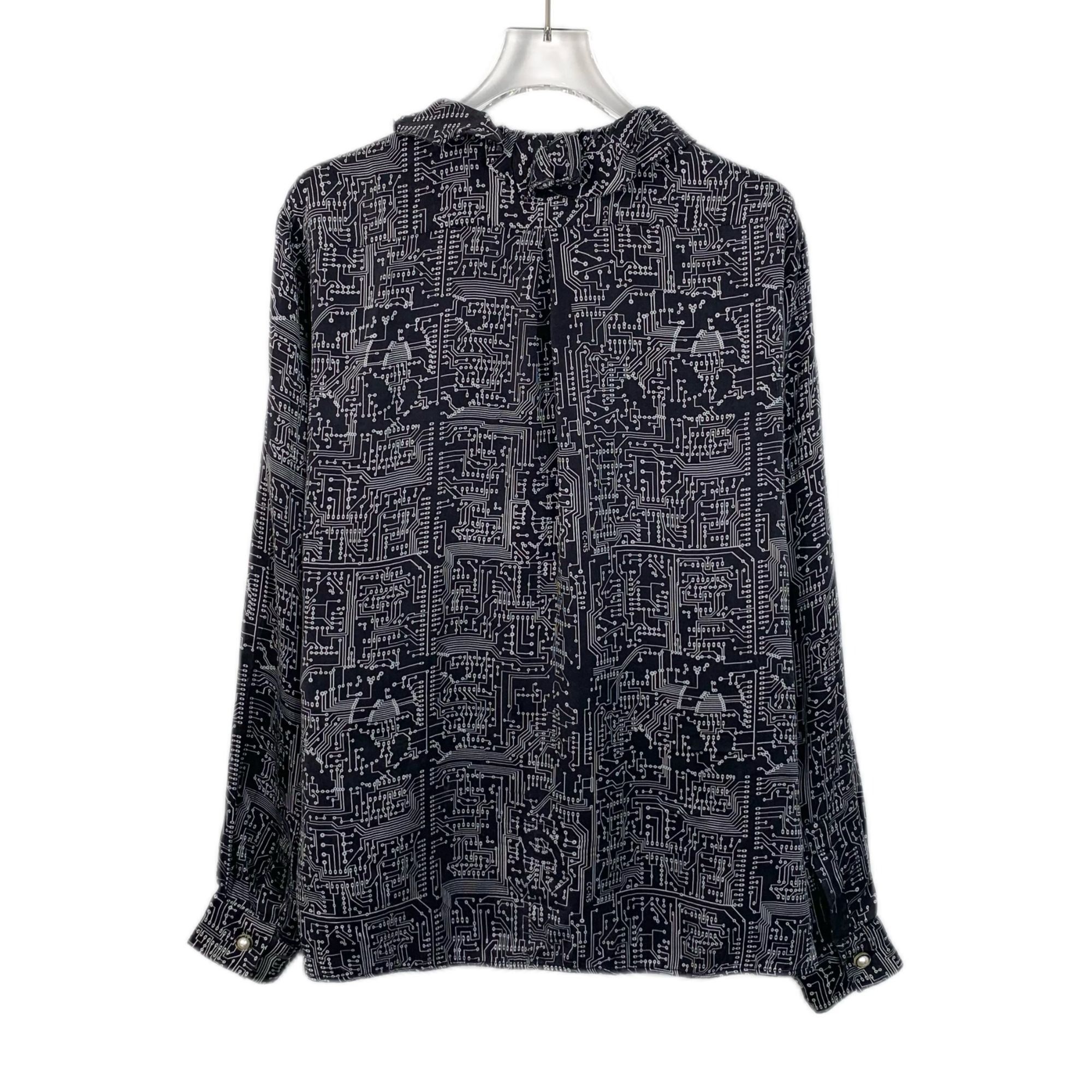 Chanel Chanel Black Circuit Board Print Silk Shirt Size 38 S Made I Size S / US 4 / IT 40 - 7 Thumbnail