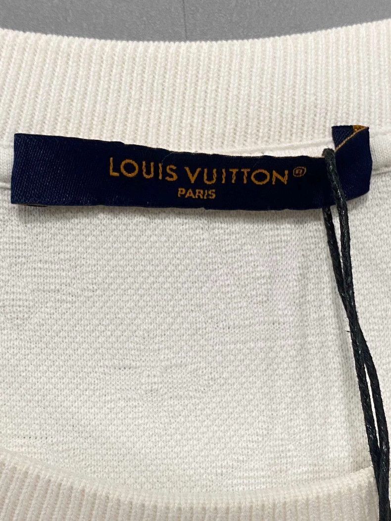 Louis Vuitton Louis Vuitton White Short Sleeve T-shirt-2505 Size US XXL / EU 58 / 5 - 5 Thumbnail