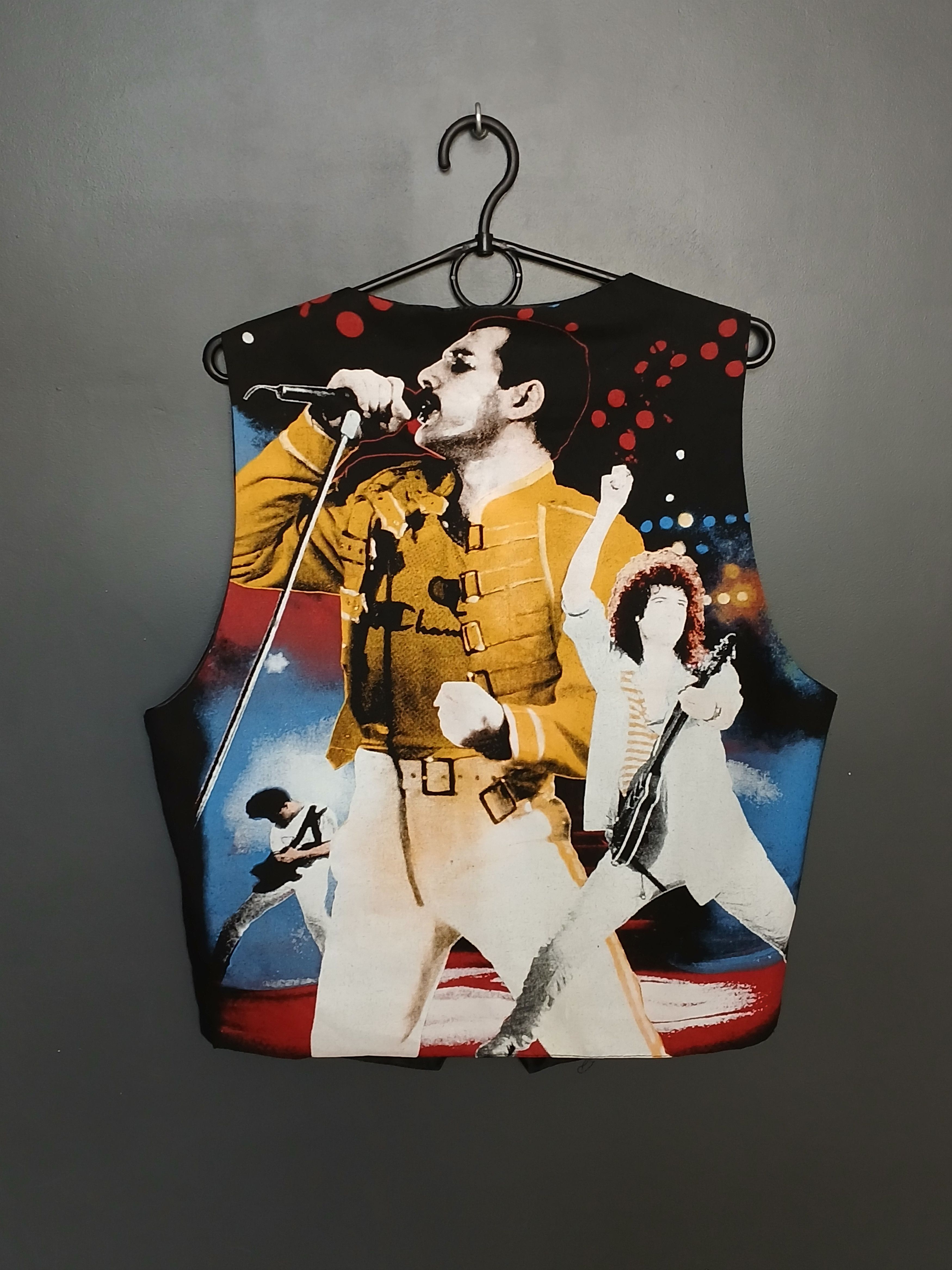 Band Tees Queen Freddie Mercury Gilet Size US L / EU 52-54 / 3 - 1 Thumbnail