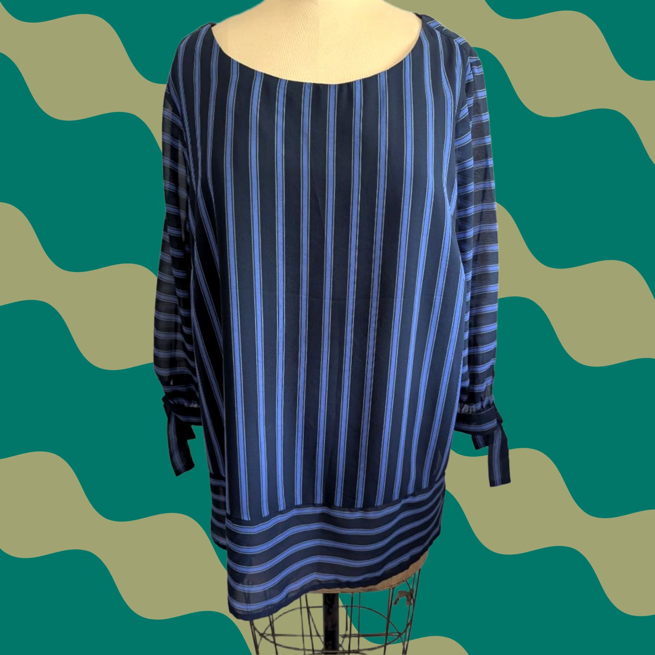 Vintage Westport Blouse 3/4 Tie Sleeve Navy & Cobalt Striped Women's 1X EUC Size XL / US 12-14 / IT 48-50 - 1 Thumbnail