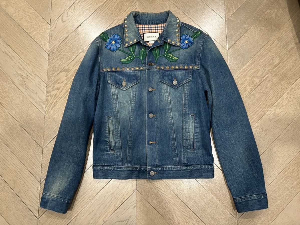 Gucci GUCCI DENIM JACKET WITH FLORAL EMBROIDERY Size US M / EU 48-50 / 2 - 1 Thumbnail