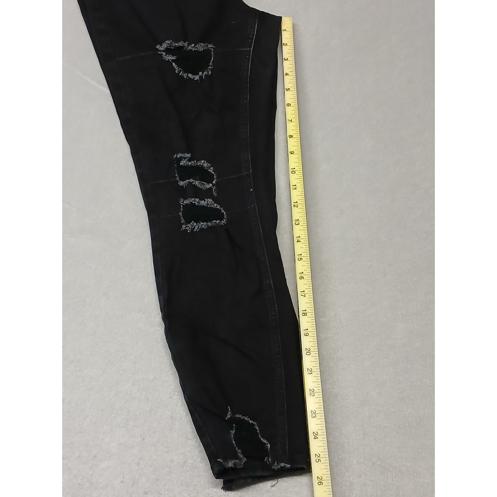 Other Maurices (Medium) Black Short Super High Rise Rugged Jeans Size 30" / US 8 / IT 44 - 2 Thumbnail