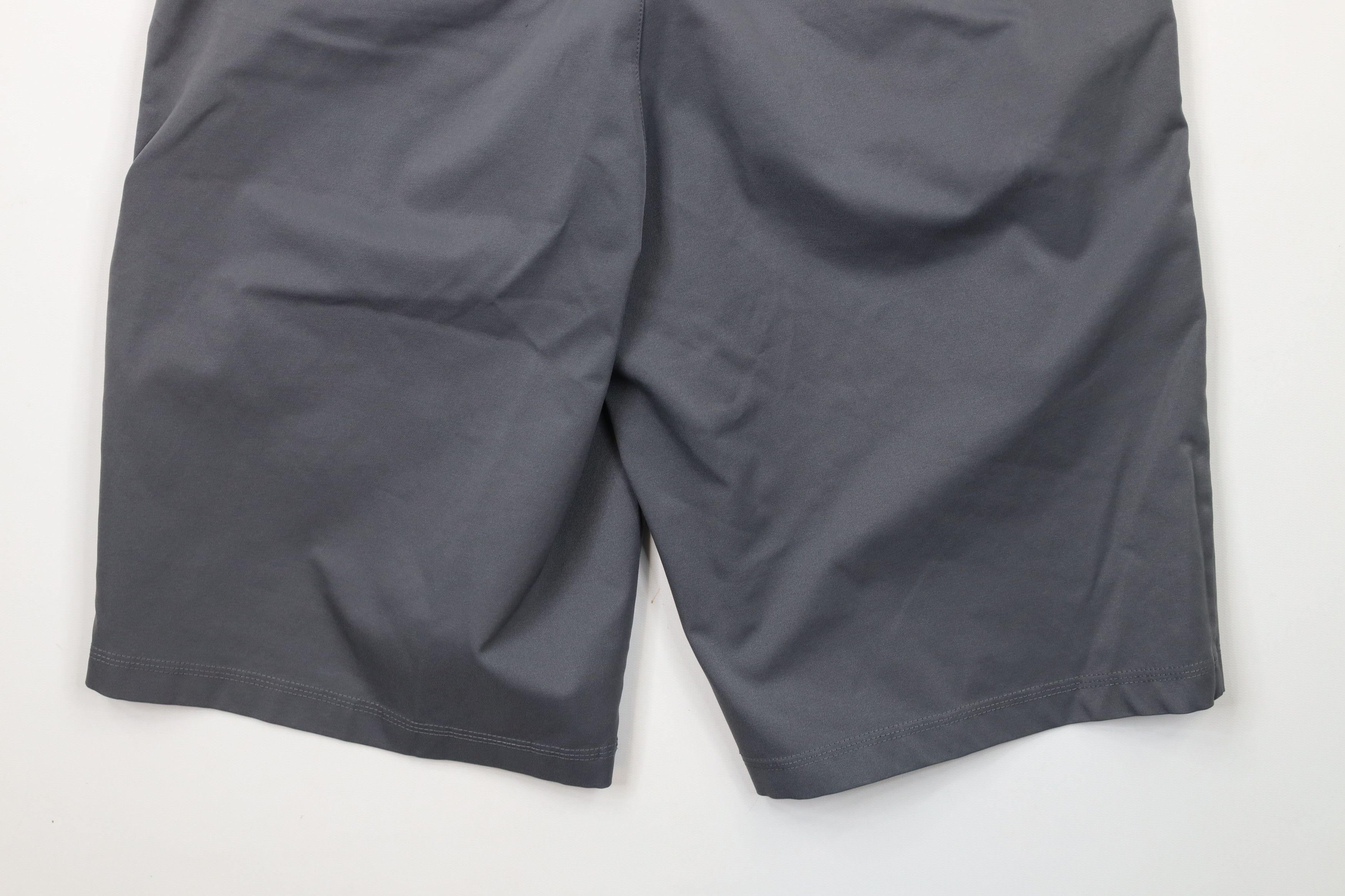 Adidas × Vintage Adidas Golf Spell Out Striped Golfing Chino Shorts Gray Size US 30 / EU 46 - 11 Thumbnail