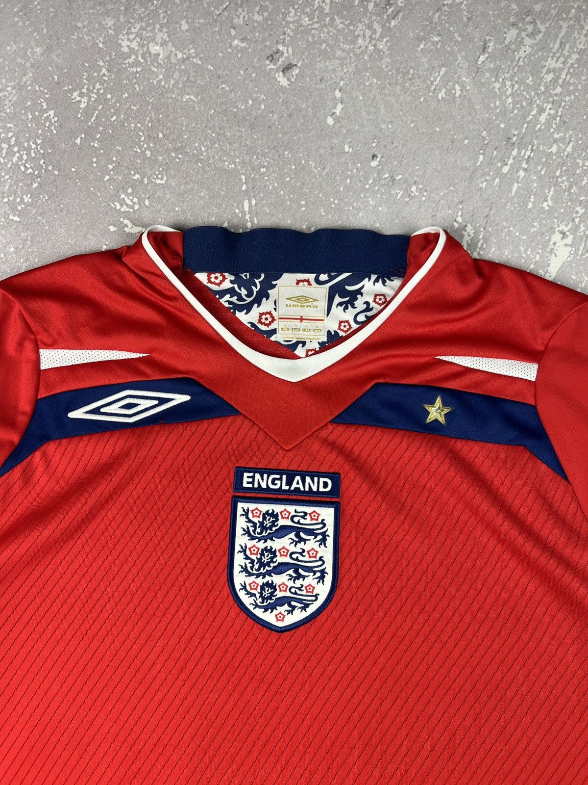 Umbro 2008/2010 Umbro England Away Soccer Jersey Shirt Mens S Red Size US S / EU 44-46 / 1 - 3 Thumbnail