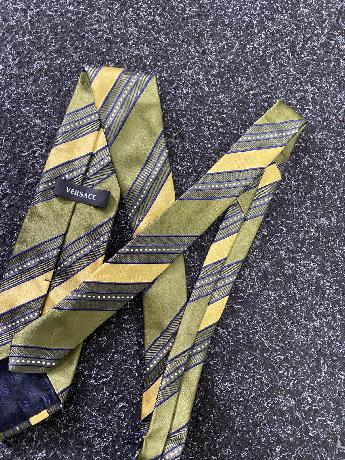 Versace Vintage Versace Tie Size ONE SIZE - 3 Thumbnail