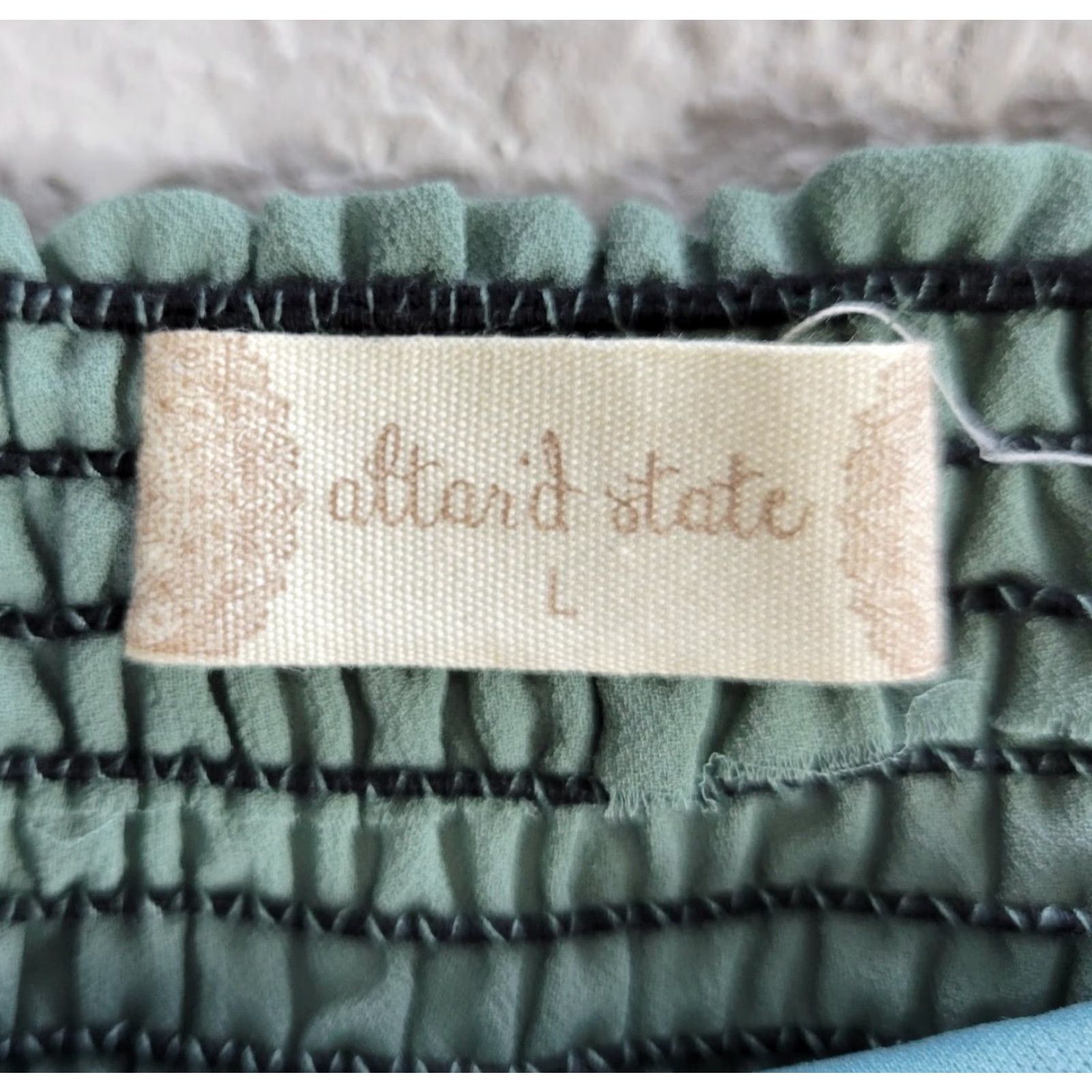 Vintage Altar'd State Blouse L Womens Sage Green Cropped Ruffle Ruched Long Sleeve NWT Size L / US 10 / IT 46 - 3 Thumbnail