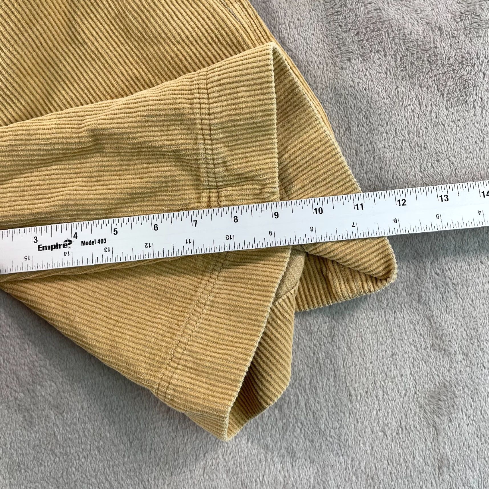 Tommy Bahama VINTAGE Tommy Bahama Corduroy Bermuda Shorts Men 32x9 Tan Silk Cotton Bermuda Beach 90s Mens Size US 38 / EU 54 - 7 Thumbnail