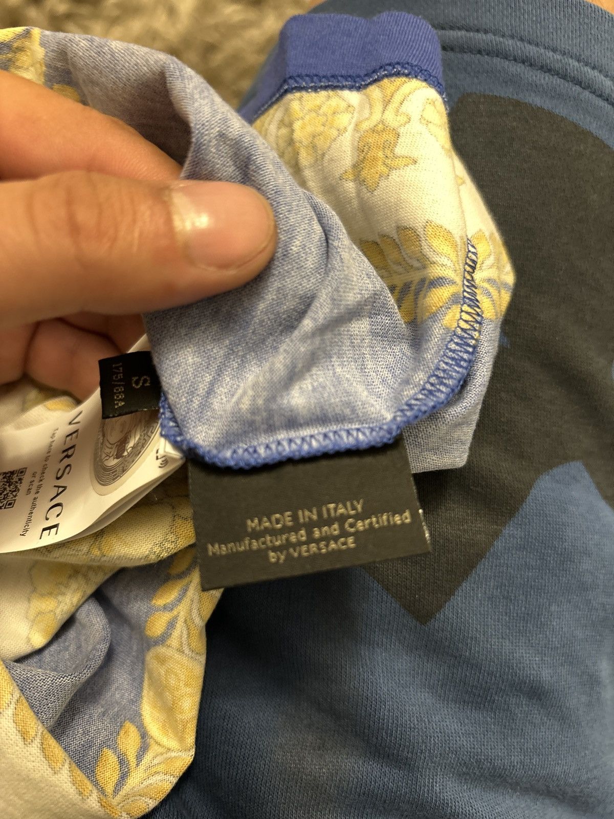 Versace Versace t shirt Size US S / EU 44-46 / 1 - 4 Thumbnail
