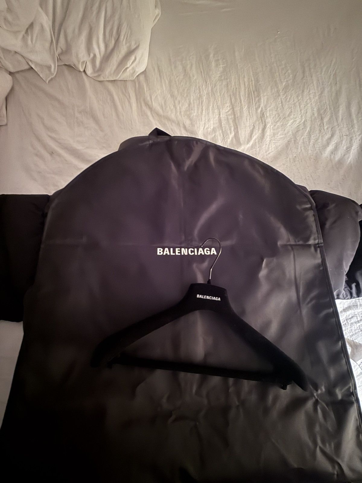 Balenciaga Balenciaga Coat (PUFFER LIGHT TECHNICAL MICRO FAILLE BLACK) Size US M / EU 48-50 / 2 - 6 Thumbnail