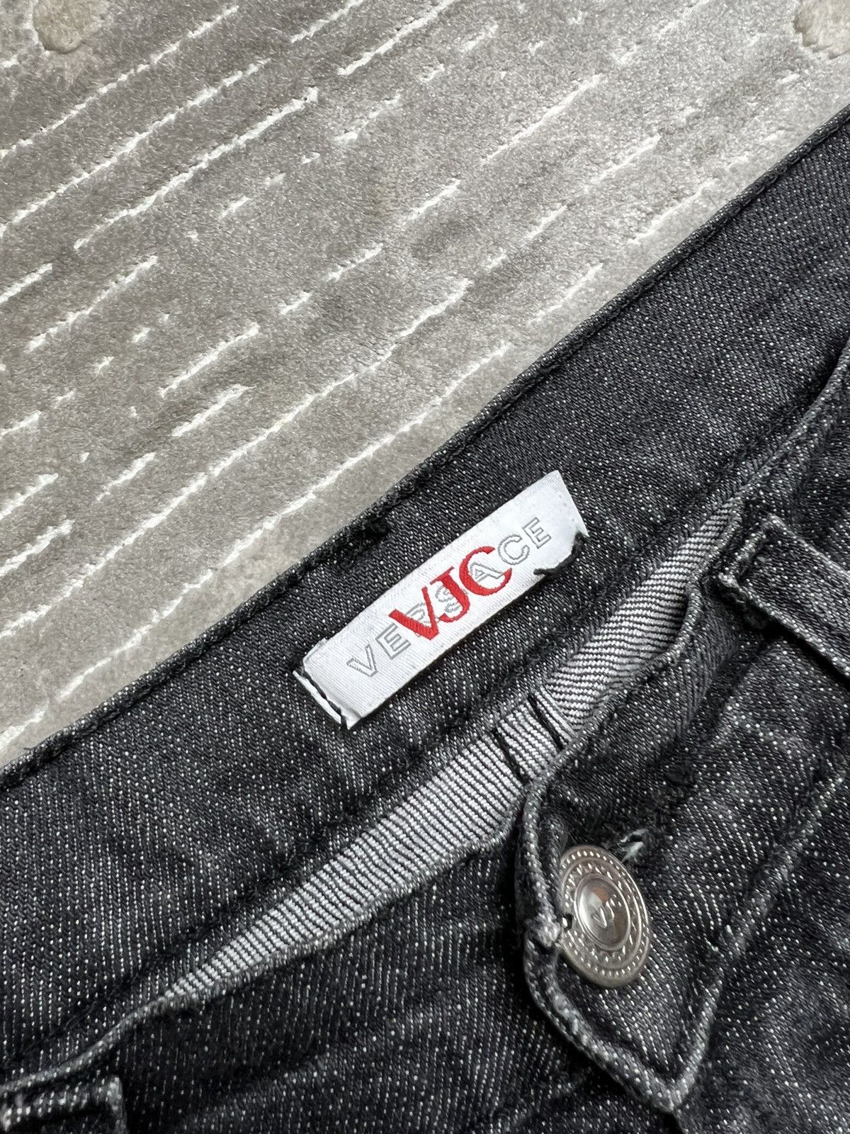 Versace Jeans Couture Versace jeans couture pants streetwear hype luxury Size US 28 / EU 44 - 7 Thumbnail