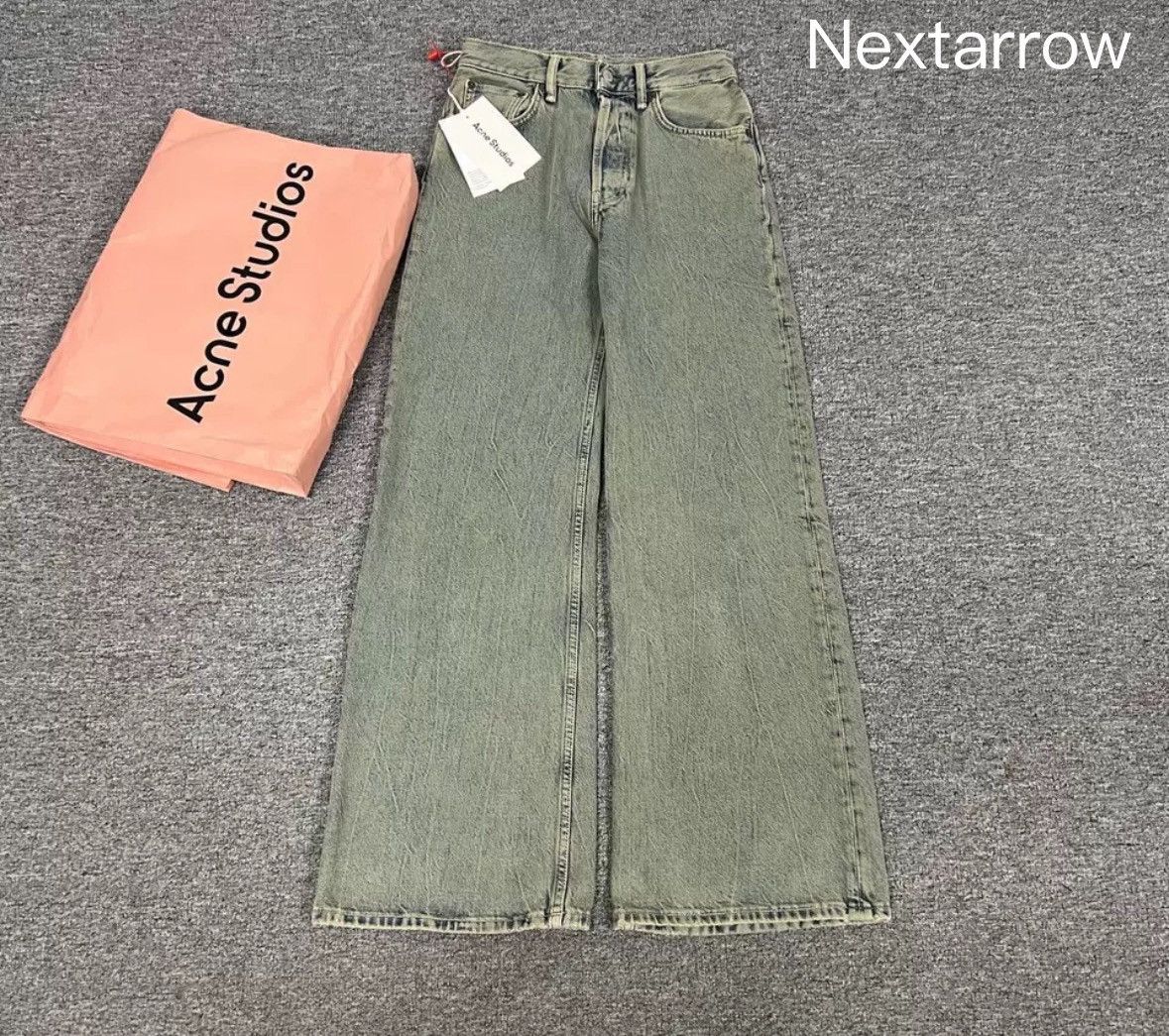 Acne Studios Acne studios Vintage wash to cropped jeans 2412-Nextarrow Size US 30 / EU 46 - 1 Thumbnail