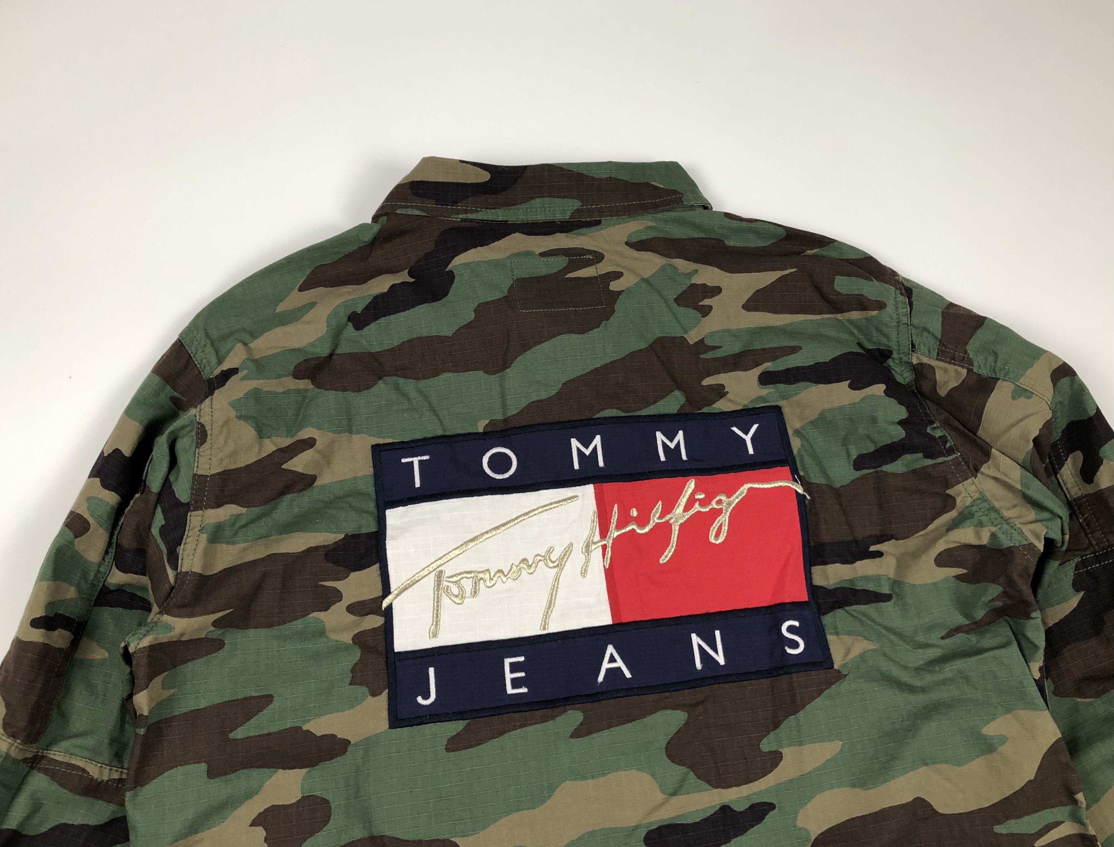 Tommy Jeans Tommy Jeans 90s Woodland Camouflage Jacket Size L / US 10 / IT 46 - 6 Thumbnail